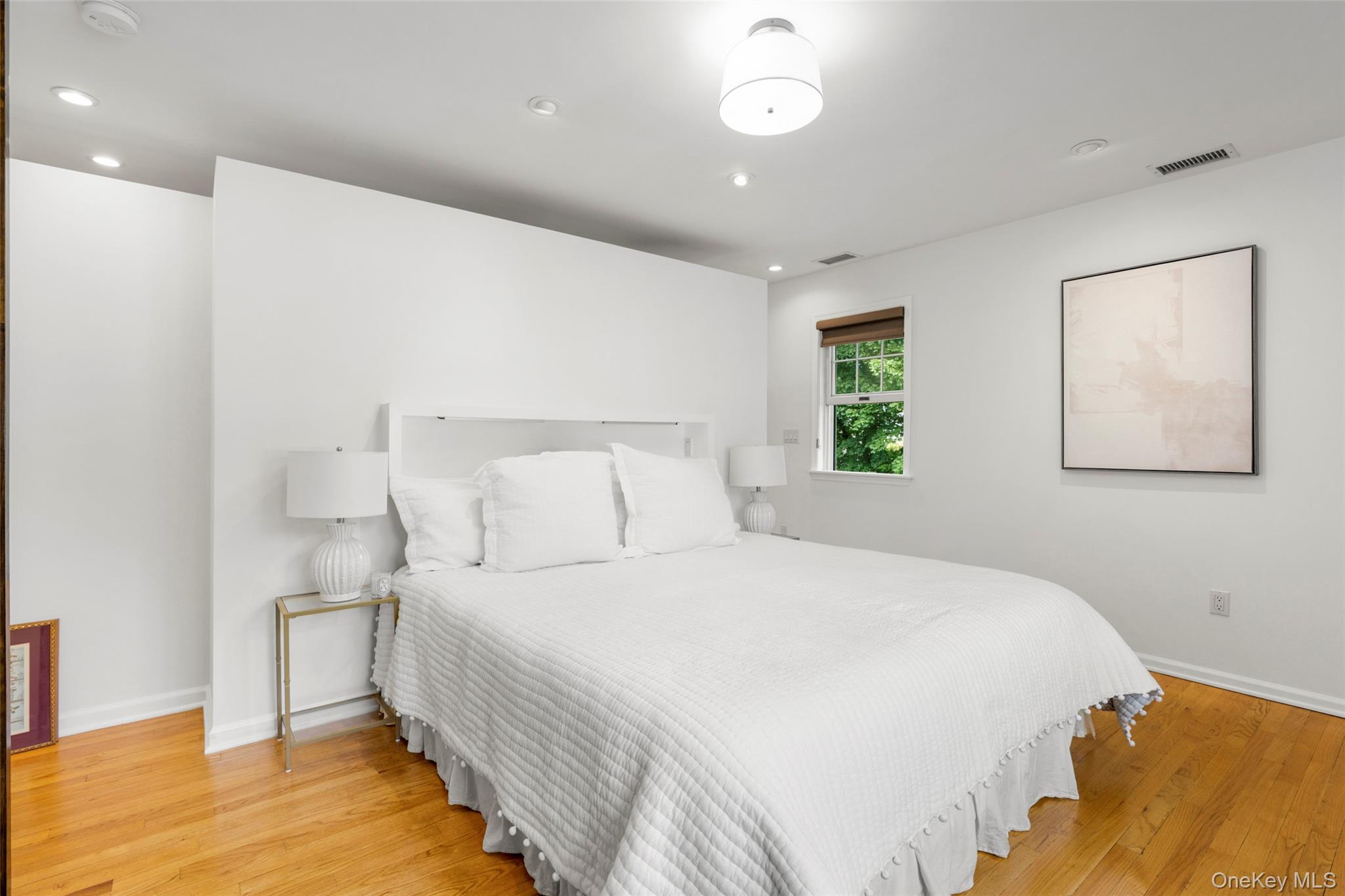 11 Cambridge Court, Larchmont, NY 10538