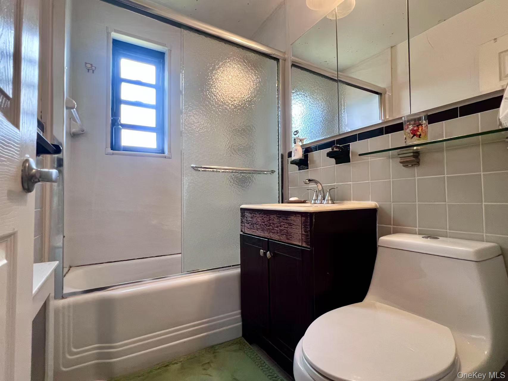 196-19 69th Avenue # 2, Fresh Meadows, NY 11365