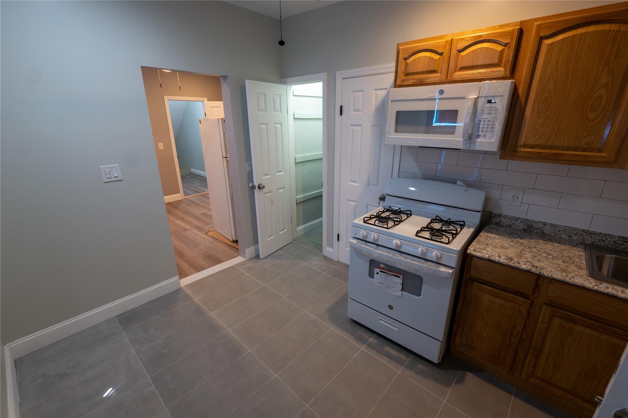 9728 Flatlands Avenue, Brooklyn, NY 11236