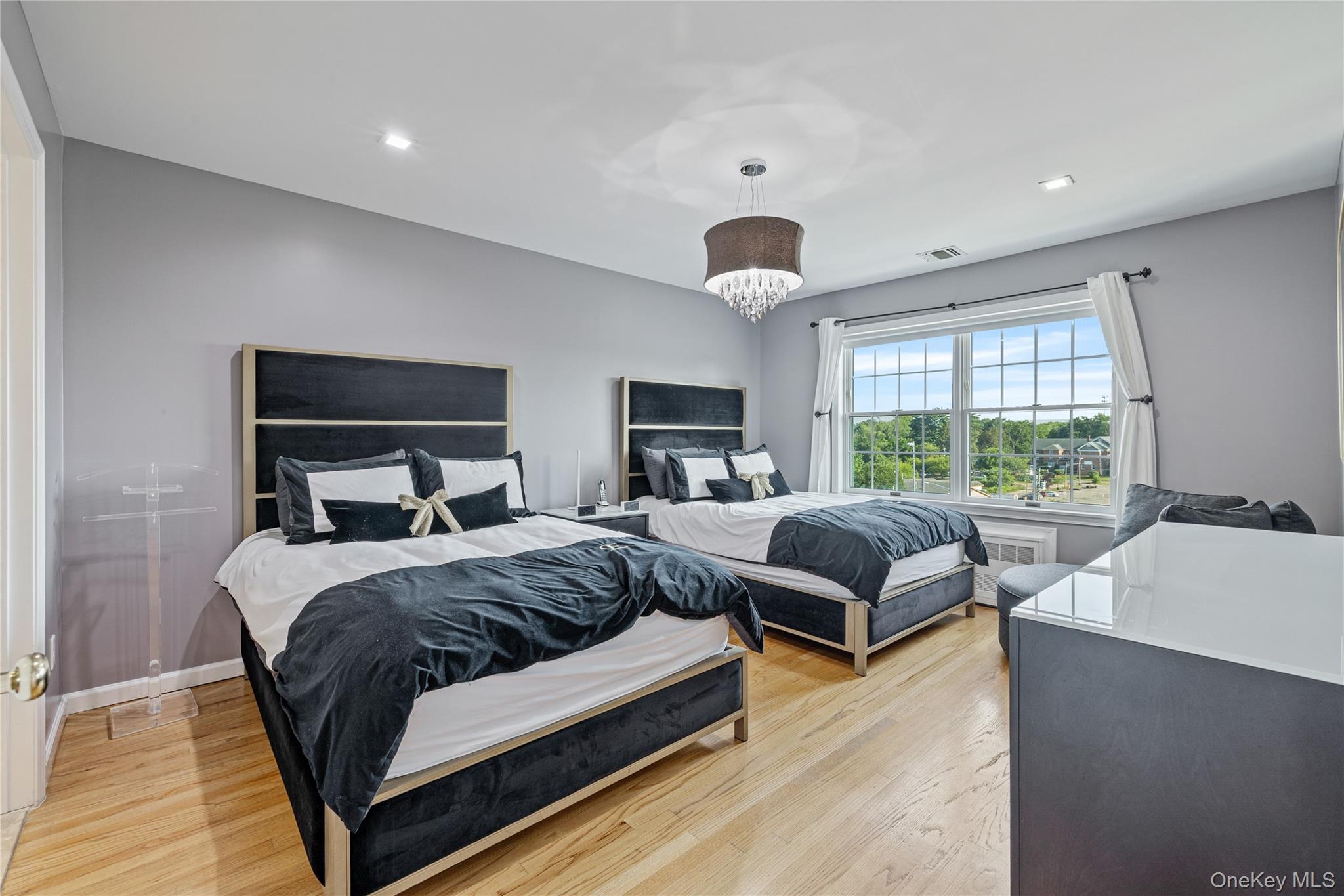 3314 Parkview Drive, Spring Valley, NY 10977