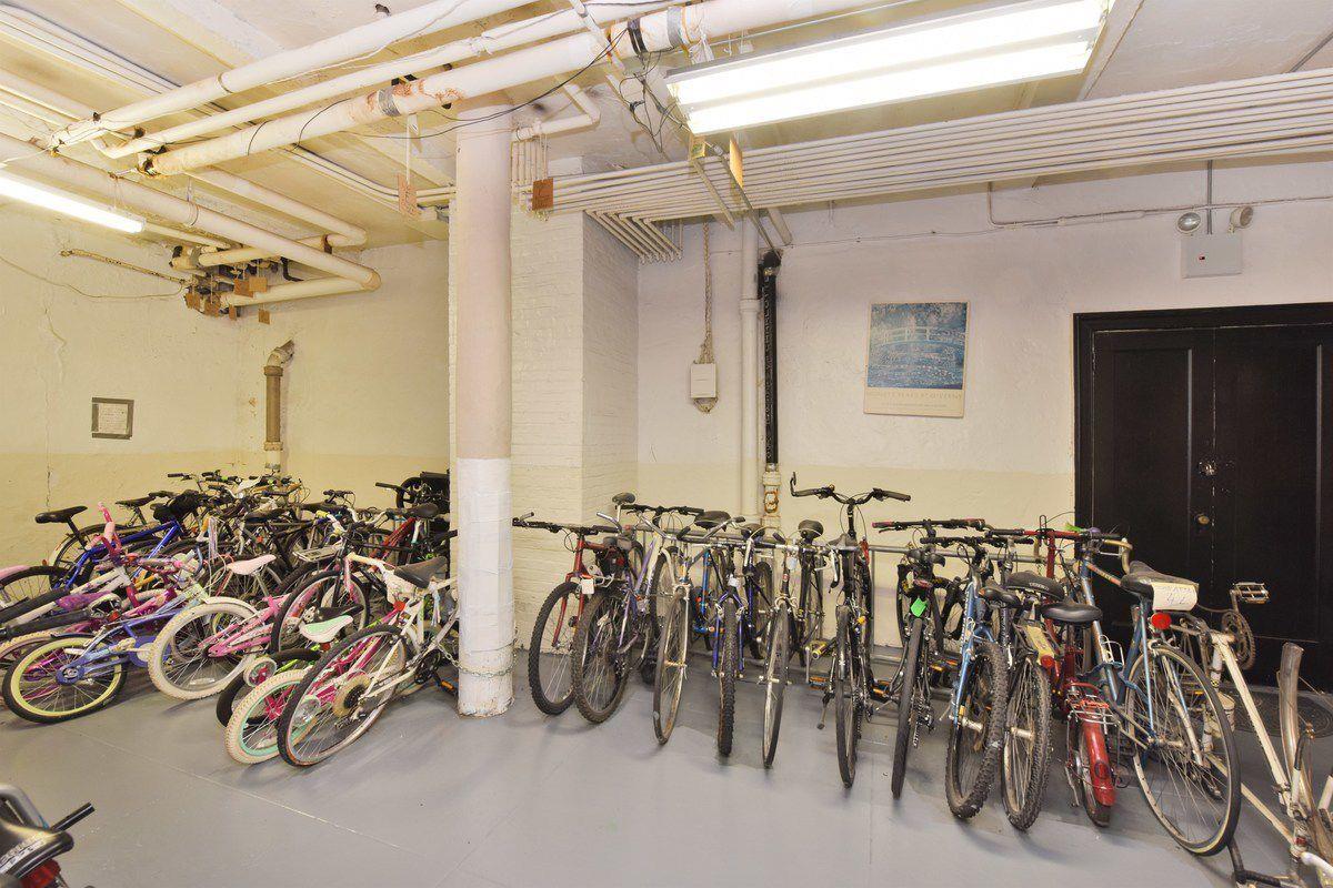 77-20 Austin Street # 5A, Forest Hills, NY 11375