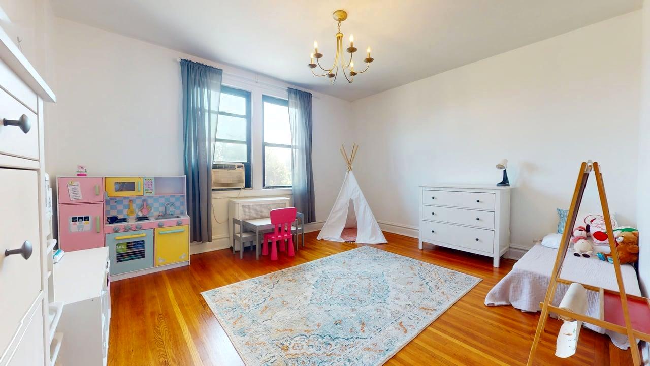 77-20 Austin Street # 5A, Forest Hills, NY 11375