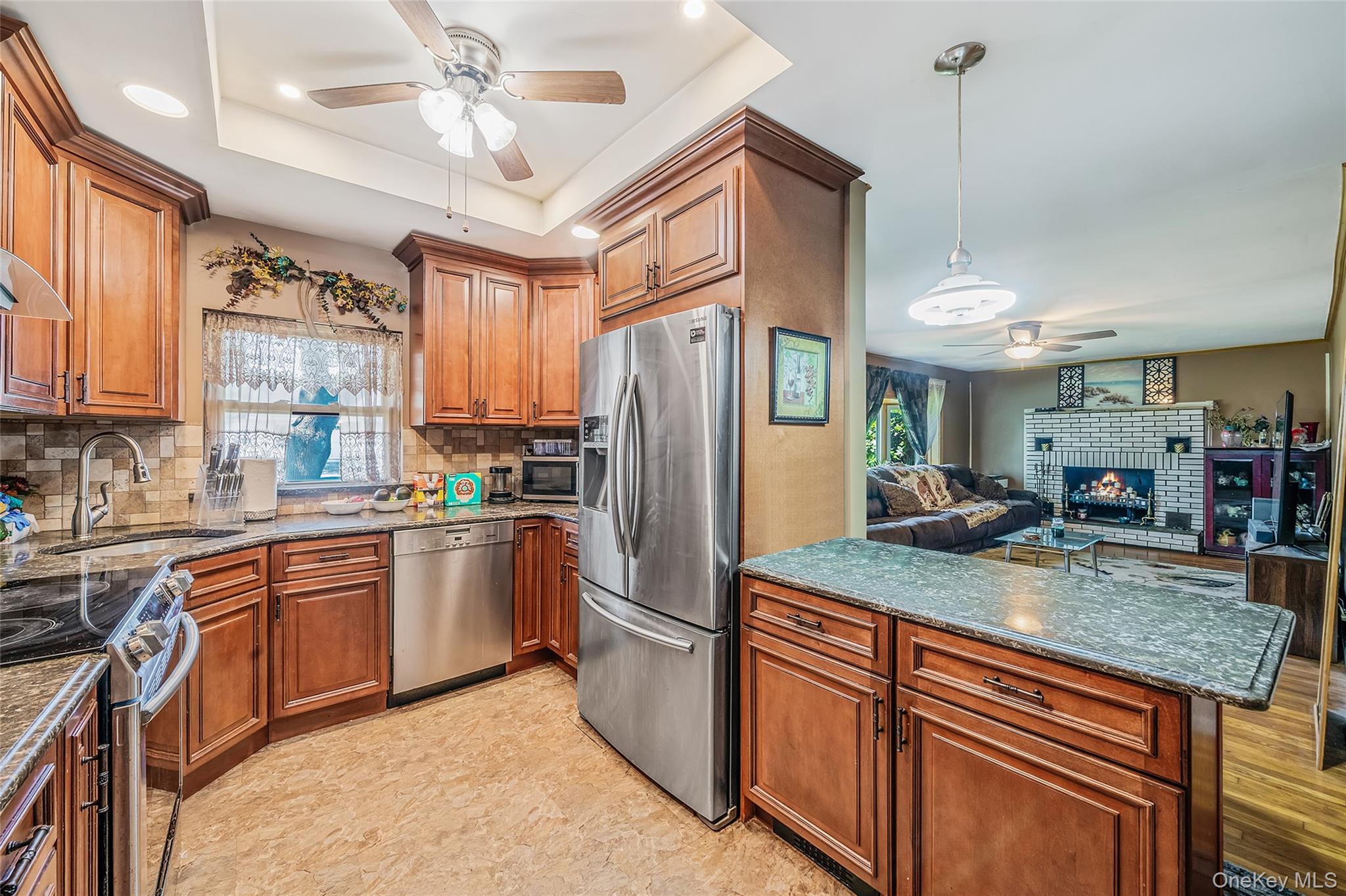 47 Prospect Place, Deer Park, NY 11729