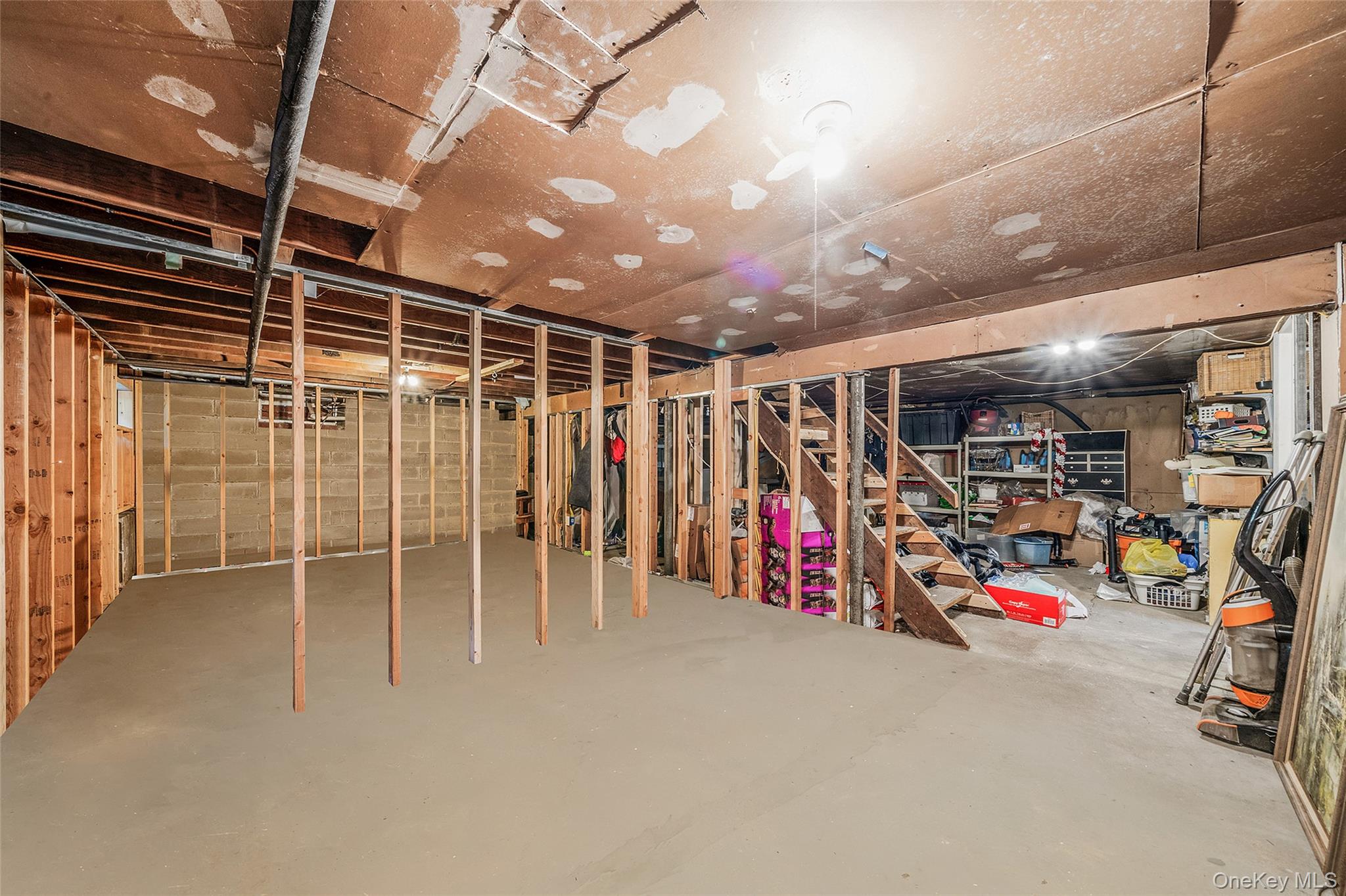 47 Prospect Place, Deer Park, NY 11729