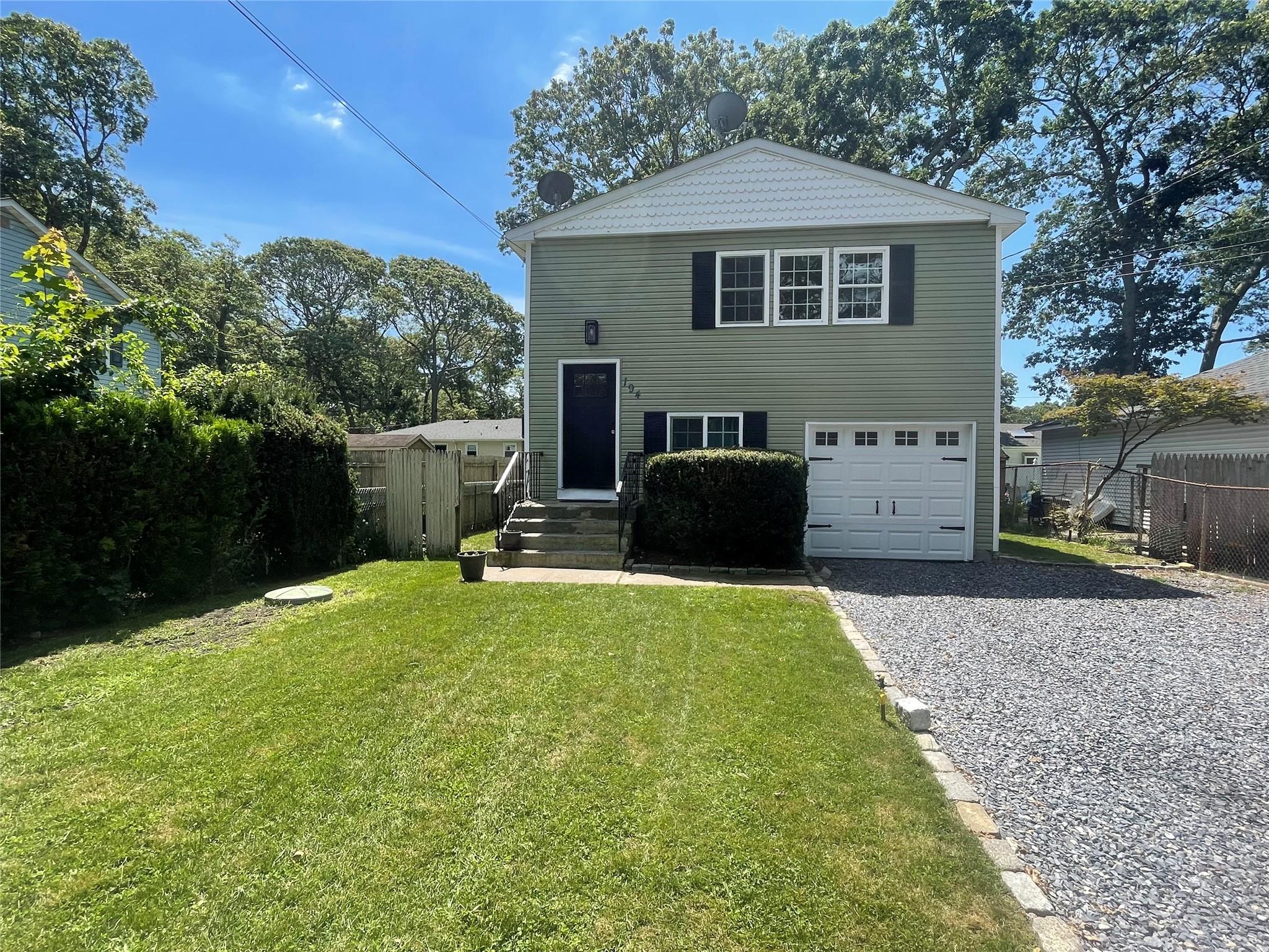 194 Moriches Avenue, Mastic, NY 11950