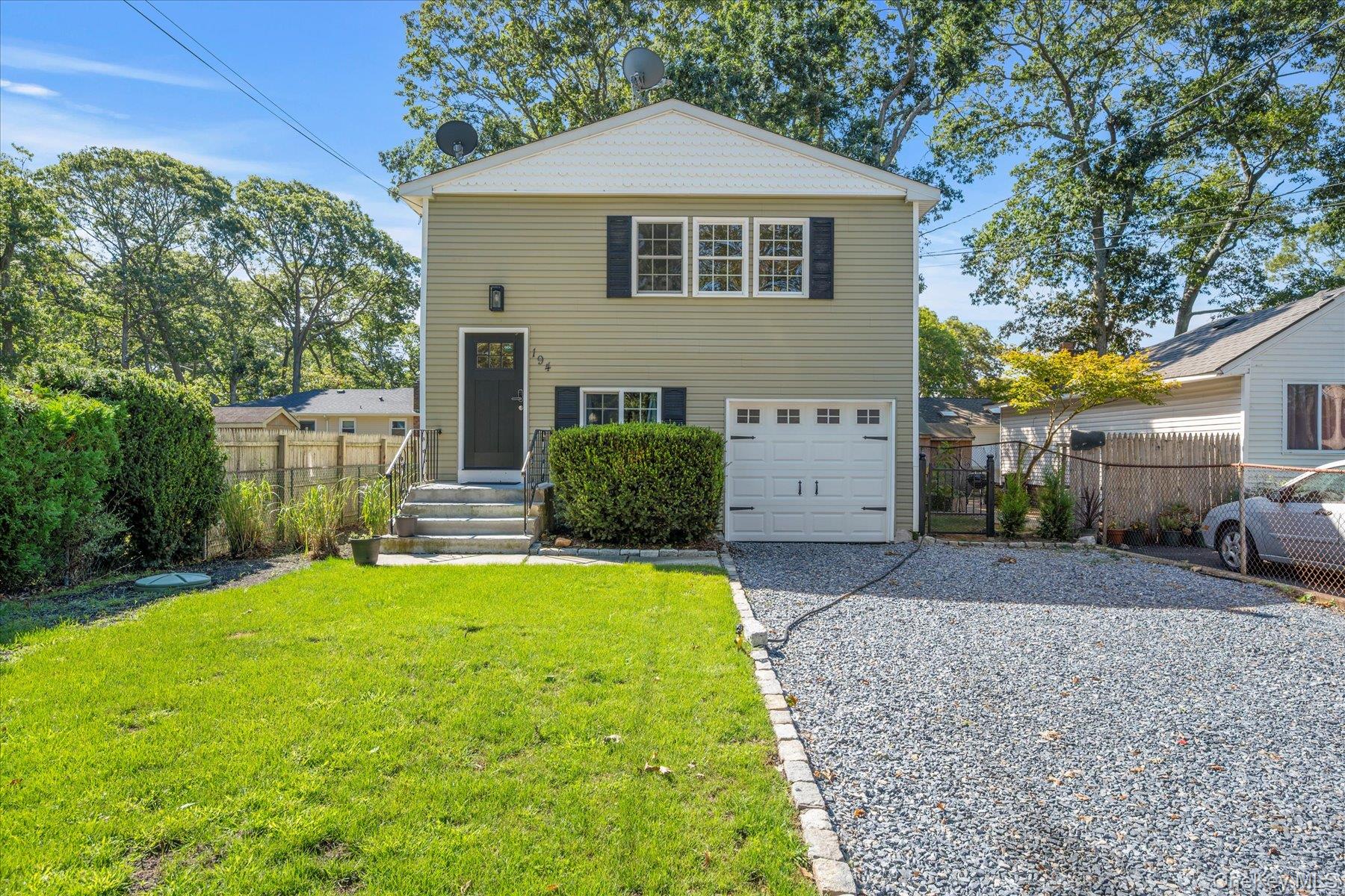 194 Moriches Avenue, Mastic, NY 11950