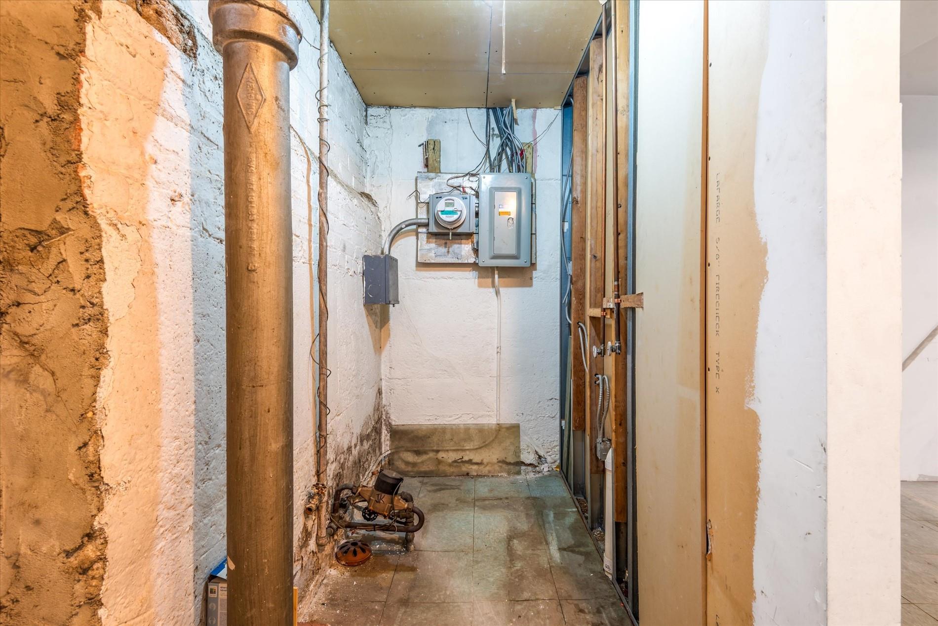 99-22 67th Avenue, Rego Park, NY 11374