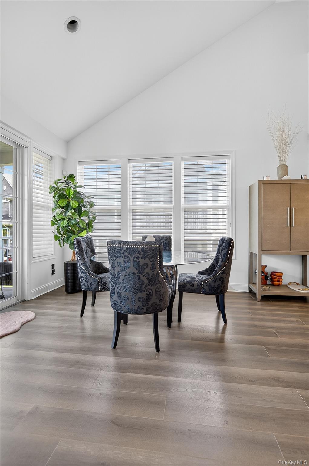 2202 Townhome Way, Huntington Station, NY 11746