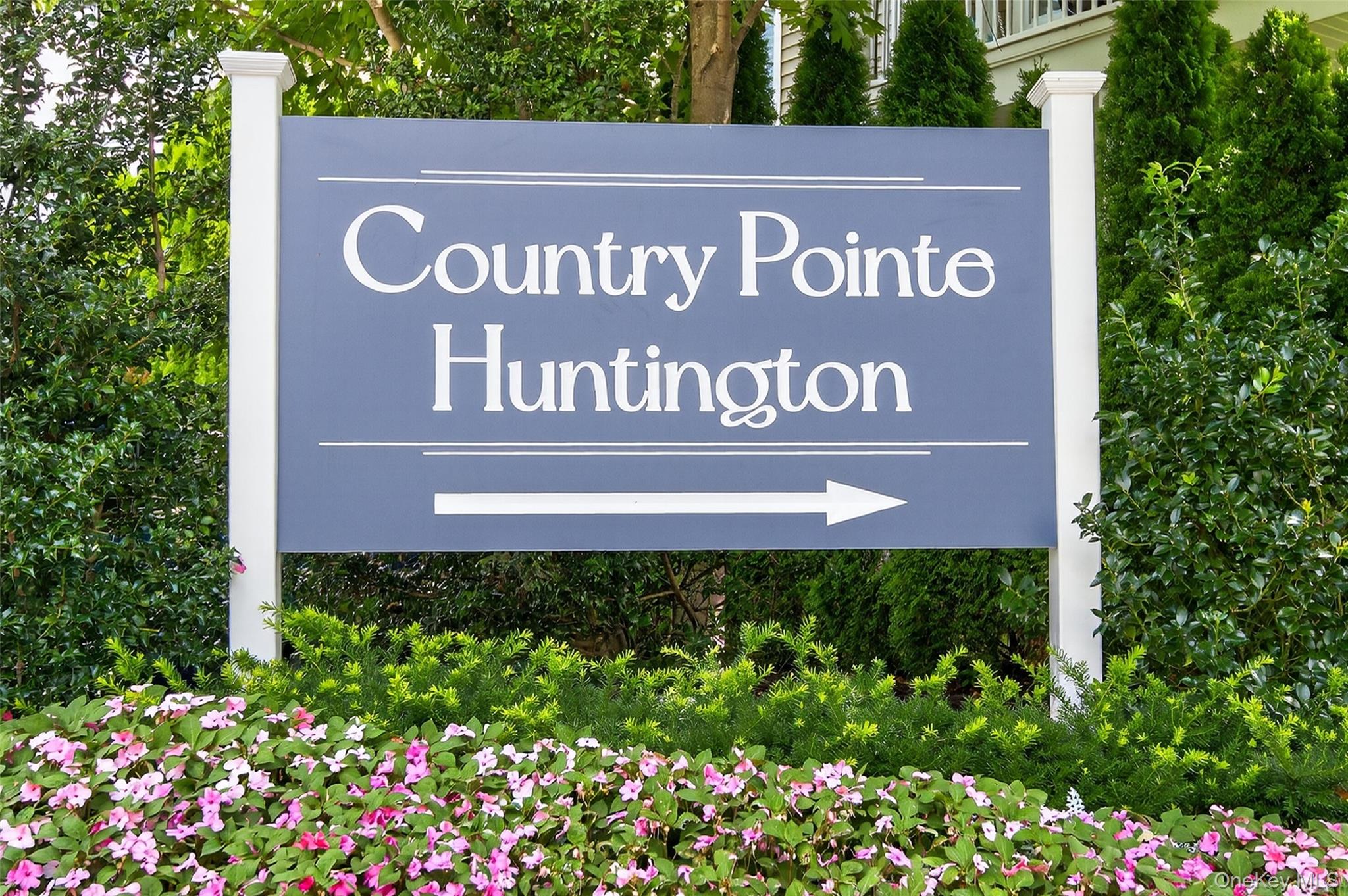 2202 Townhome Way, Huntington Station, NY 11746