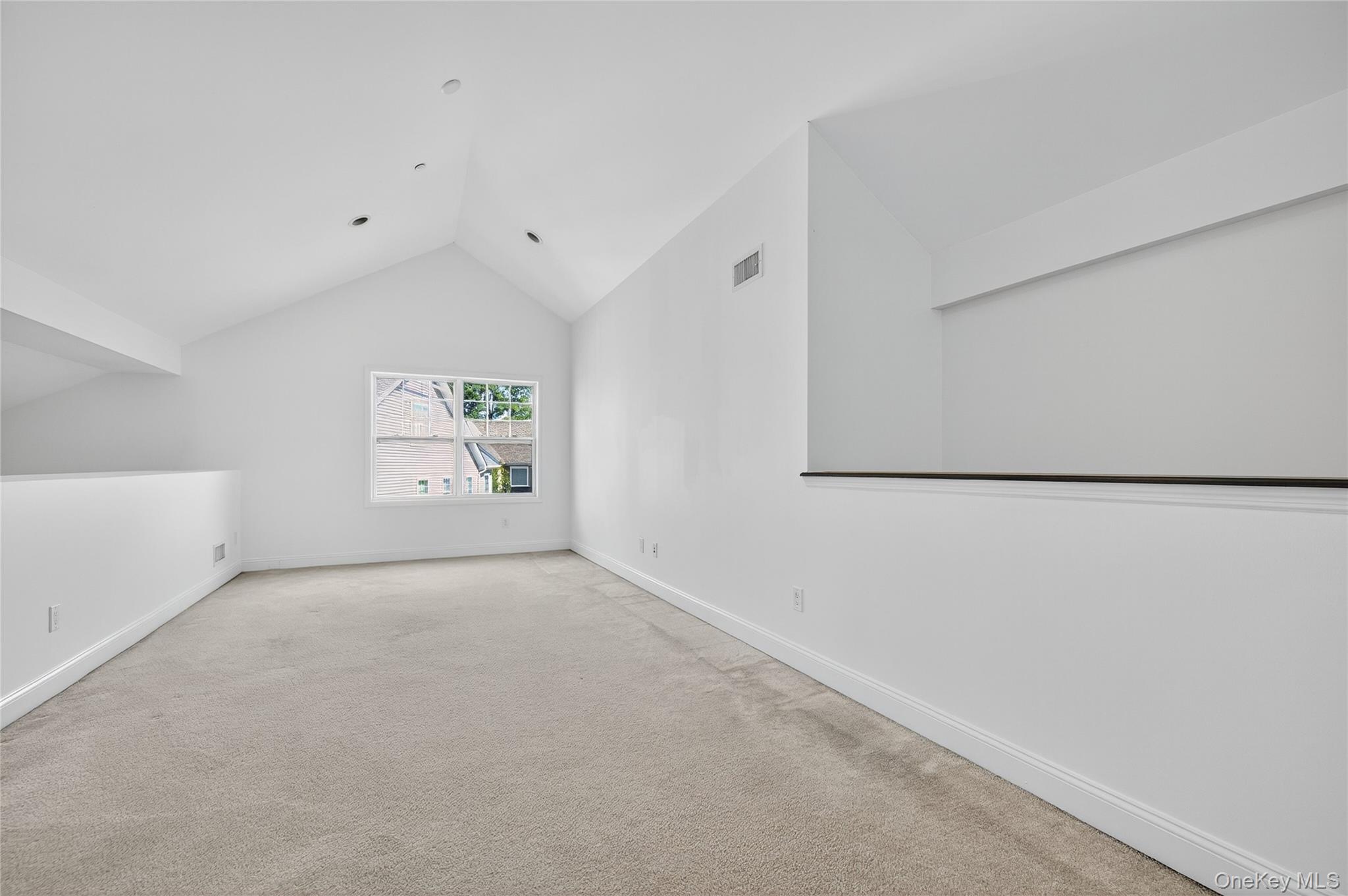 2202 Townhome Way, Huntington Station, NY 11746