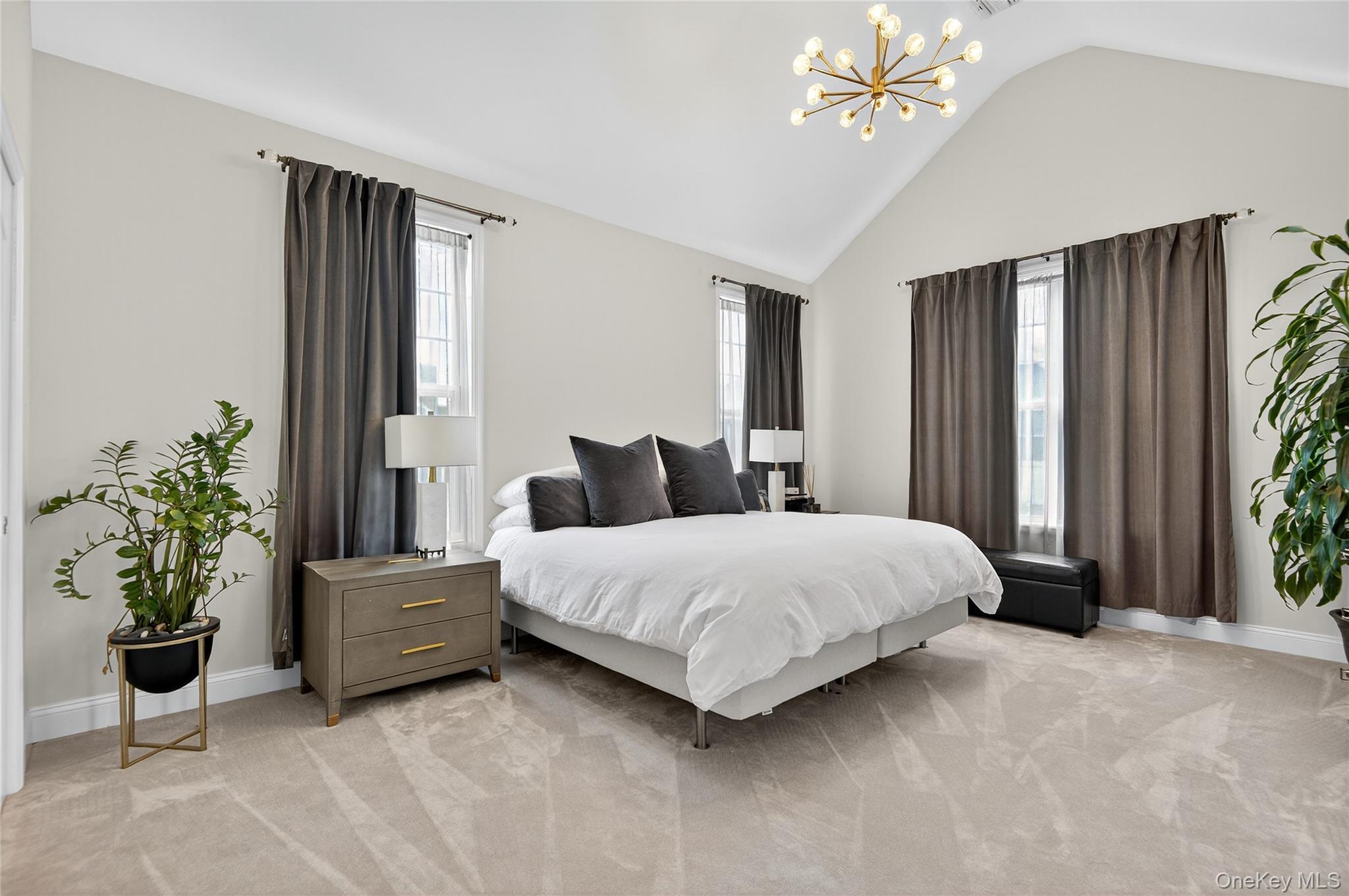 2202 Townhome Way, Huntington Station, NY 11746