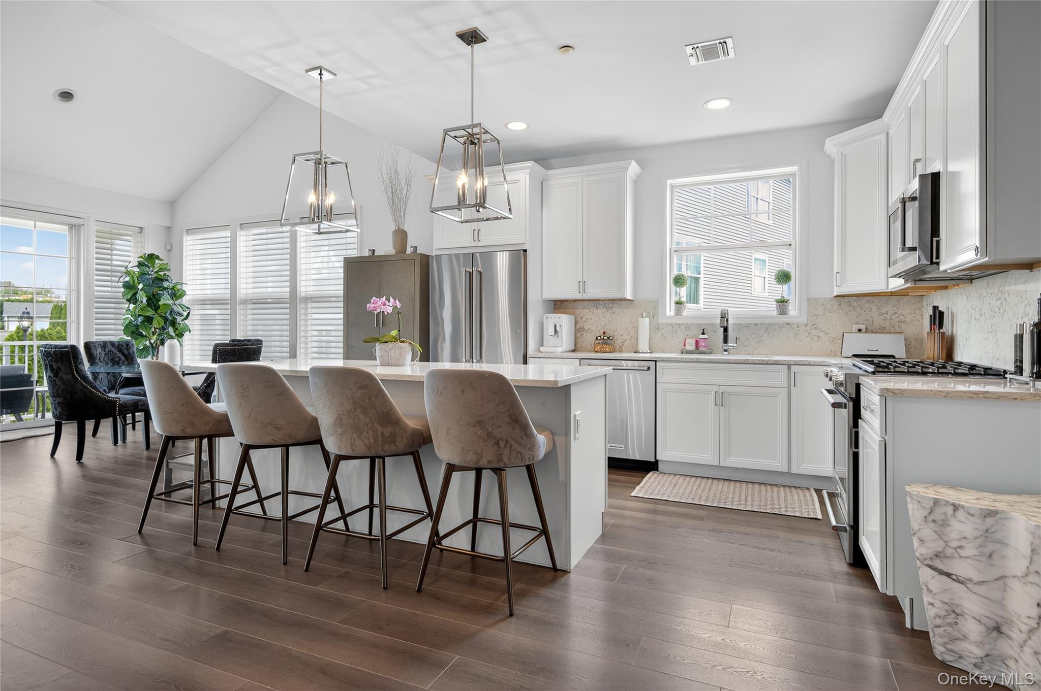 2202 Townhome Way, Huntington Station, NY 11746