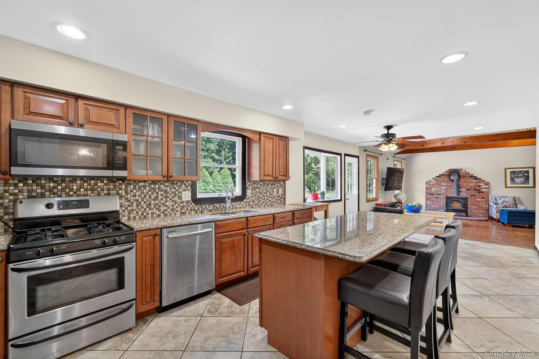 94 Lincolndale, Washingtonville, NY 10992