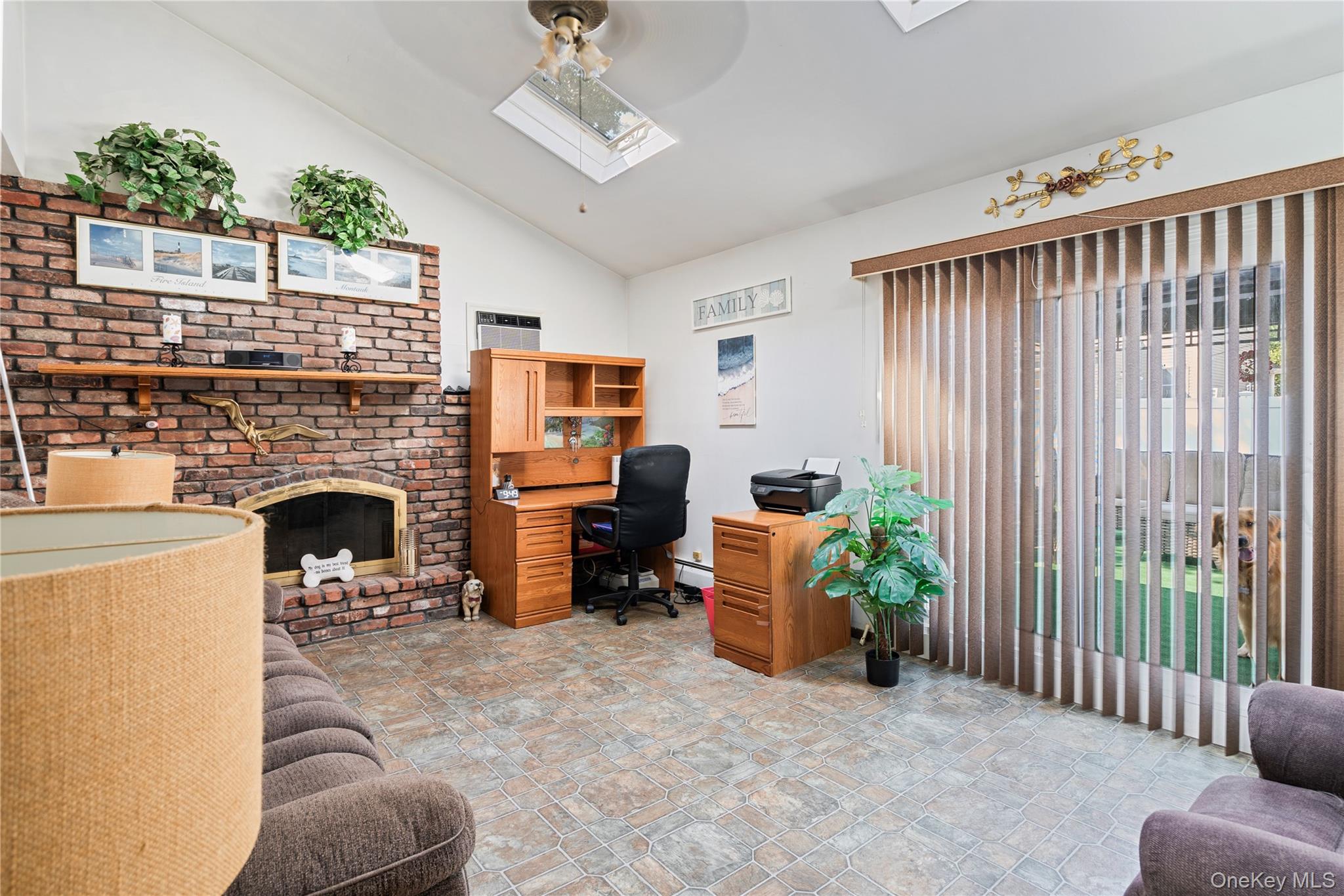 245 Lido Parkway, Lindenhurst, NY 11757