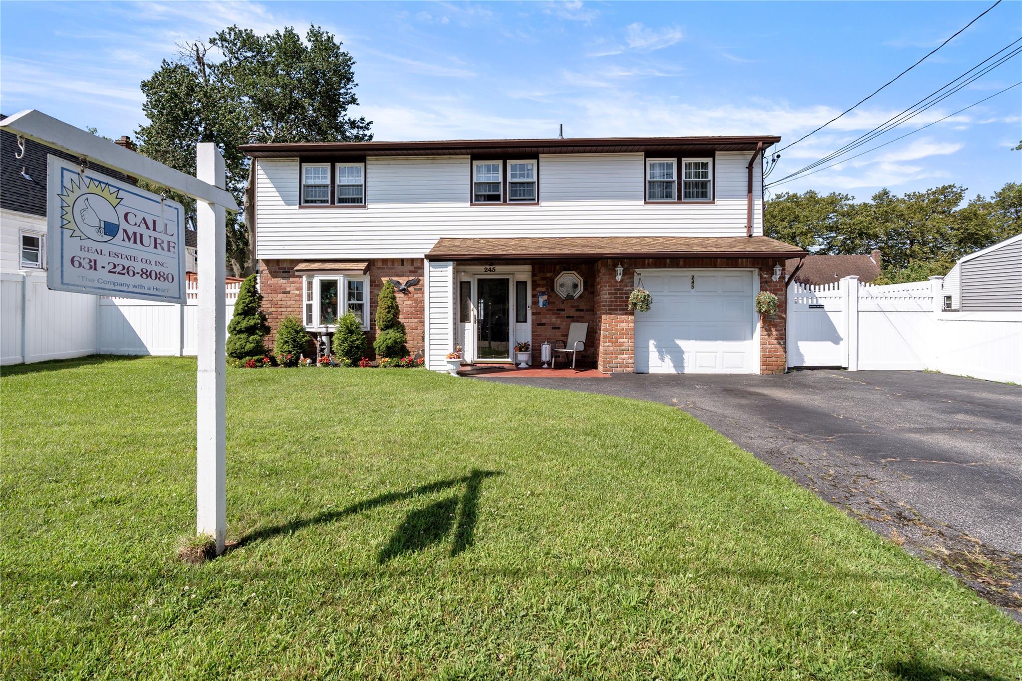 245 Lido Parkway, Lindenhurst, NY 11757
