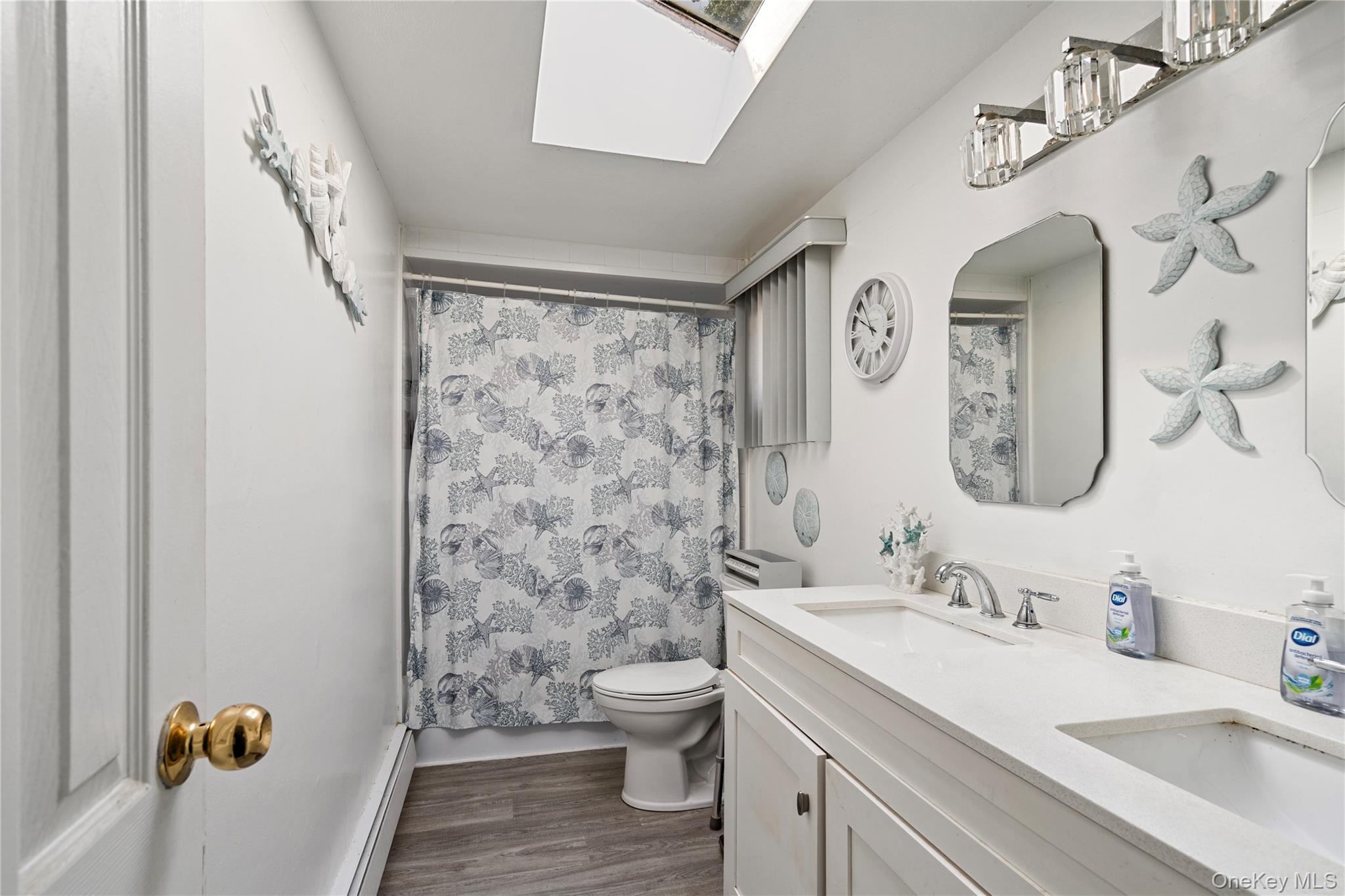 245 Lido Parkway, Lindenhurst, NY 11757