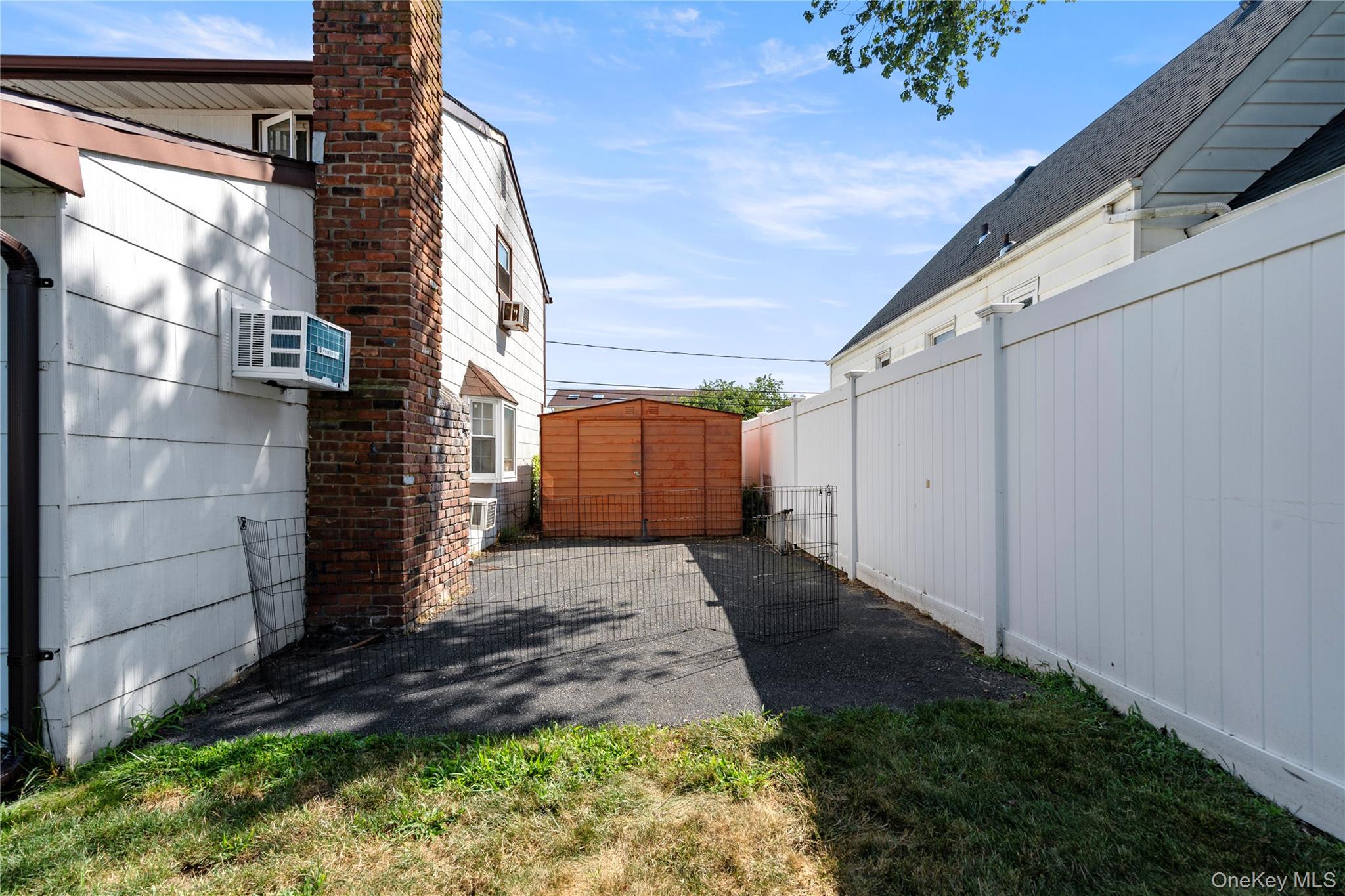 245 Lido Parkway, Lindenhurst, NY 11757