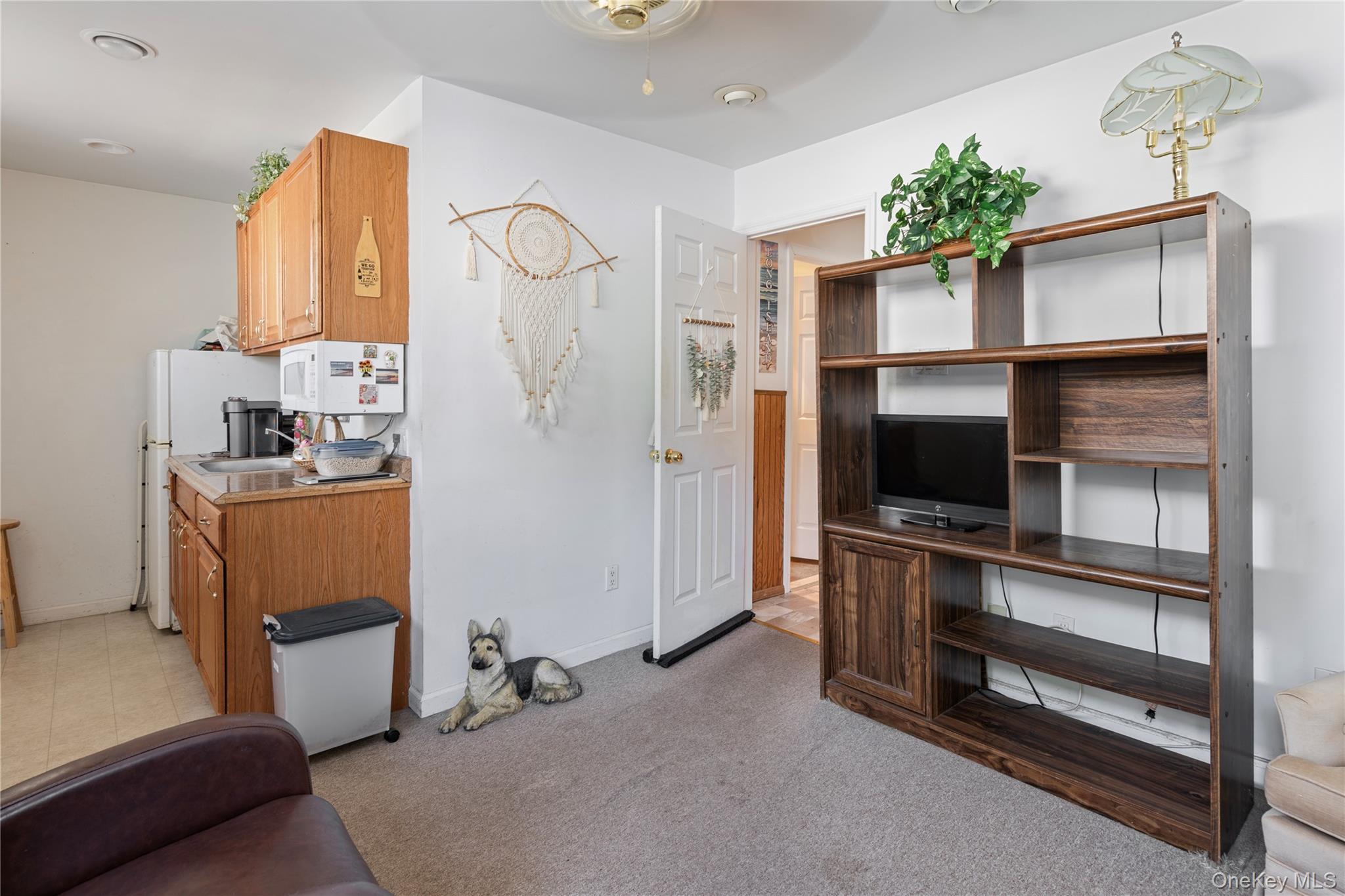 245 Lido Parkway, Lindenhurst, NY 11757