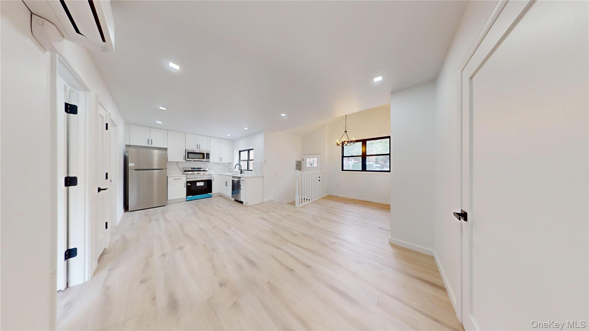 552 E 80th Street, Brooklyn, NY 11236