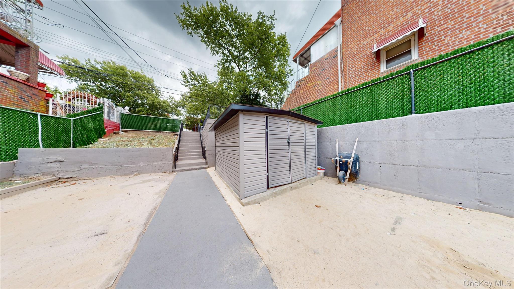 552 E 80th Street, Brooklyn, NY 11236