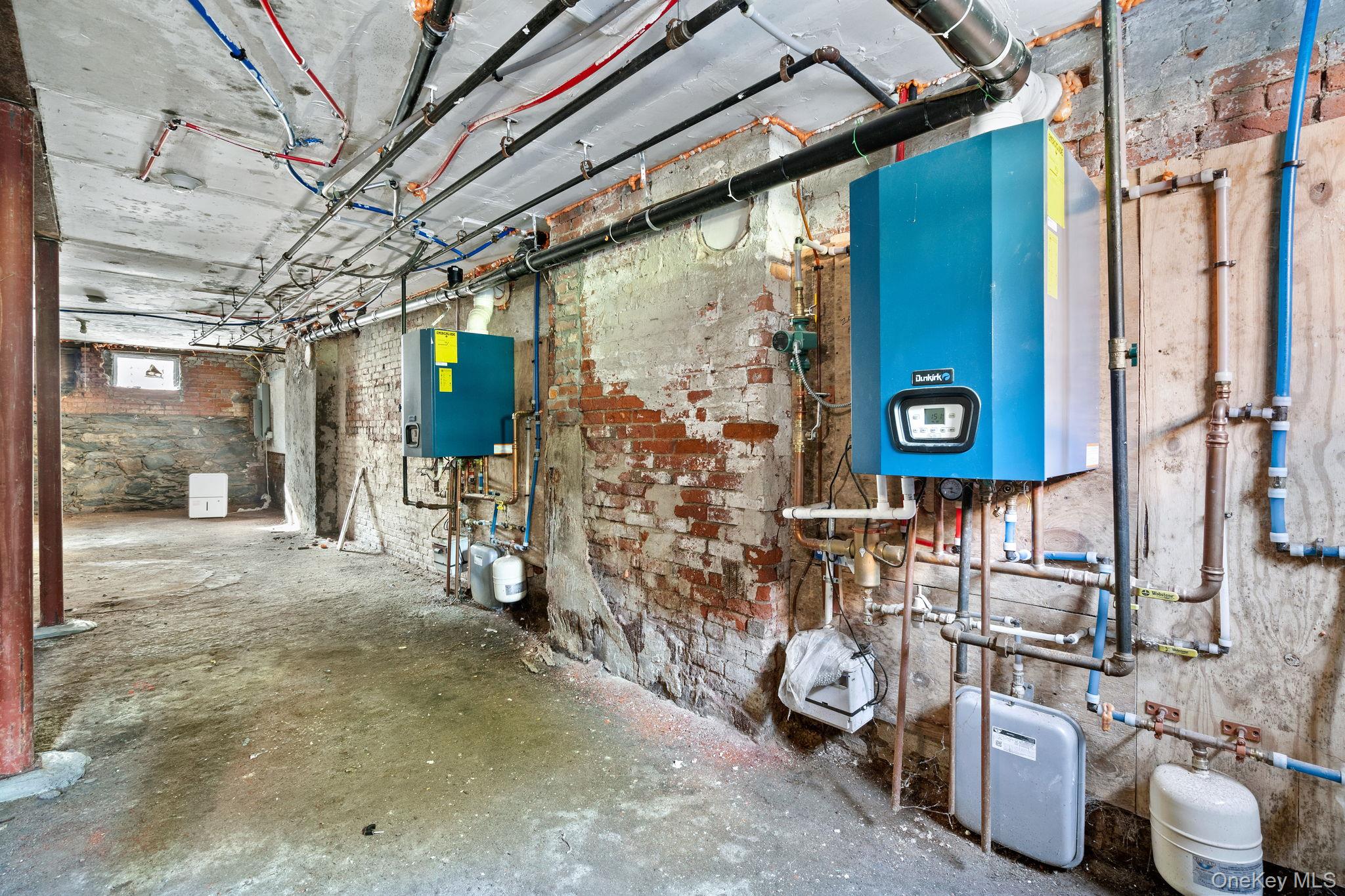 77 Academy Street, Poughkeepsie, NY 12601