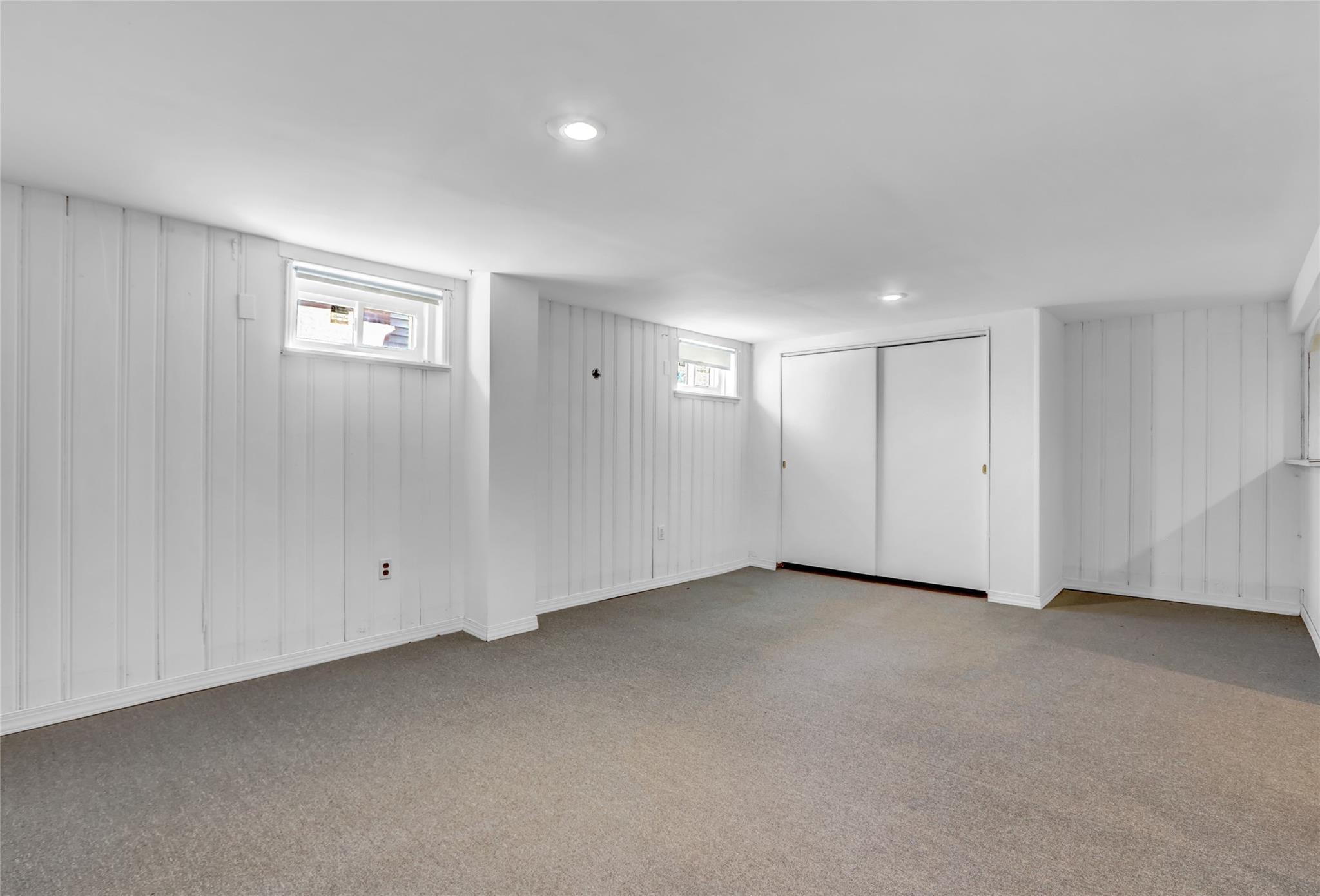 142 Kamda Boulevard, New Hyde Park, NY 11040