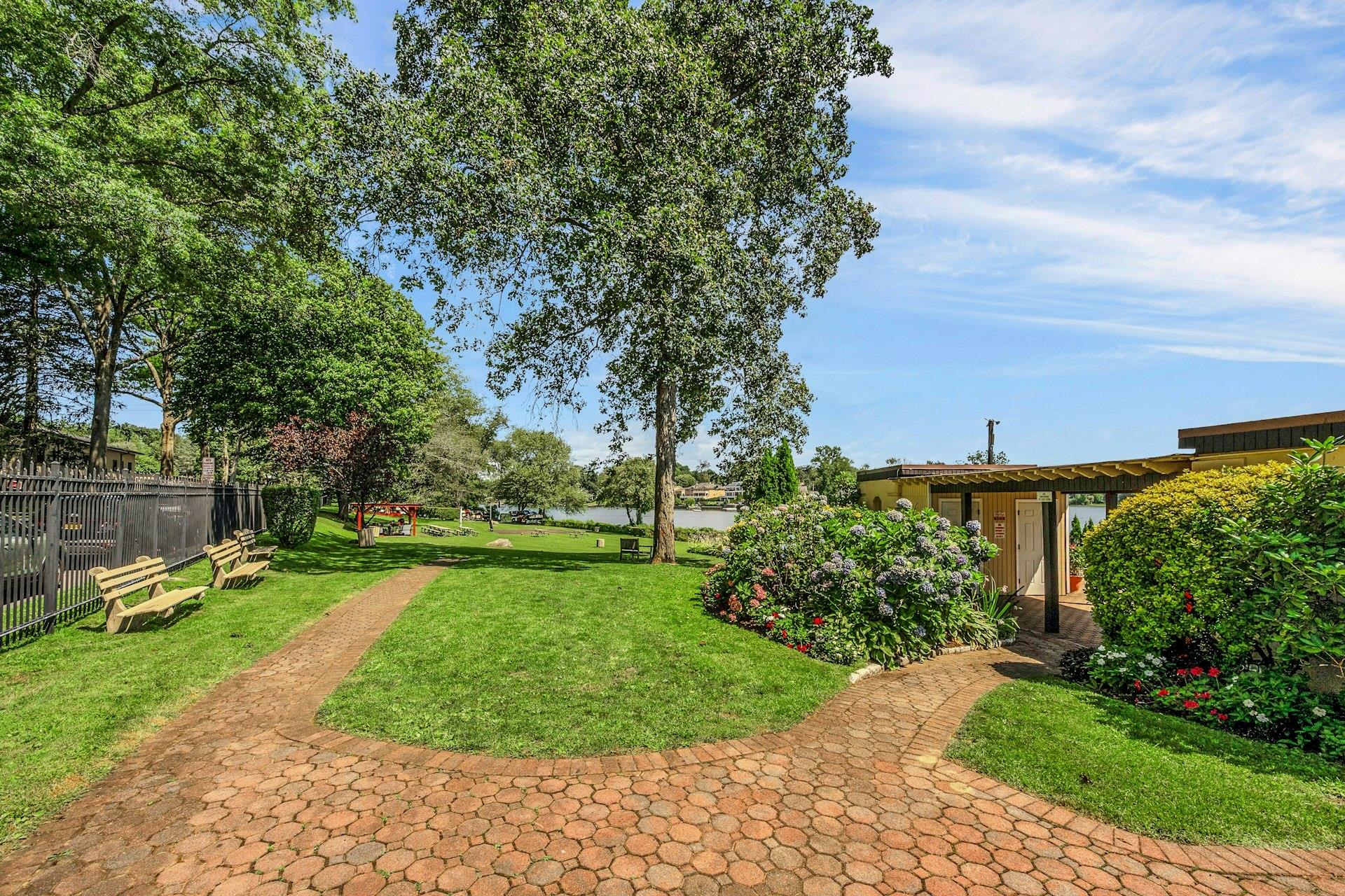 1209 California Road # 1R, Eastchester, NY 10709