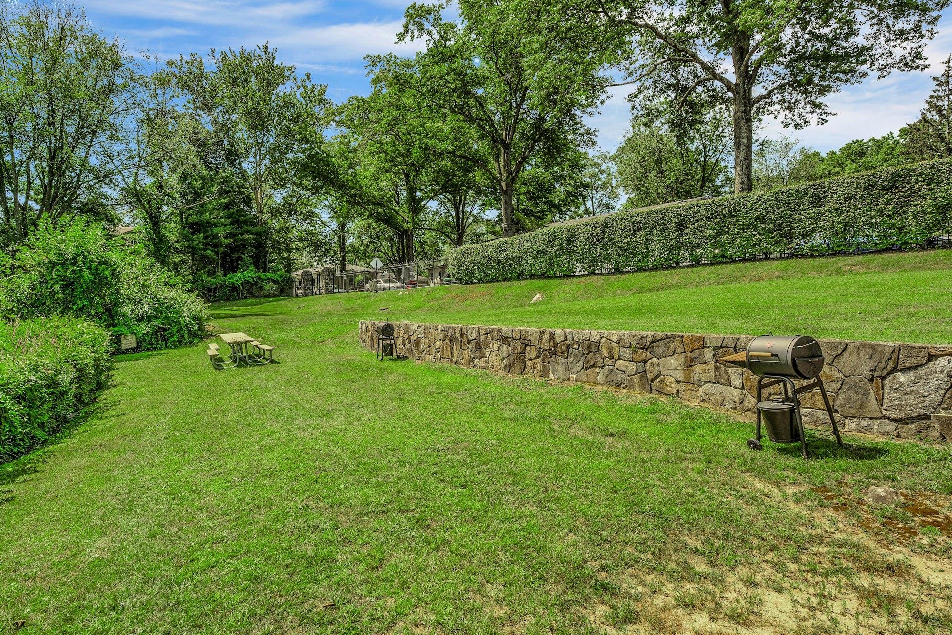 1209 California Road # 1R, Eastchester, NY 10709