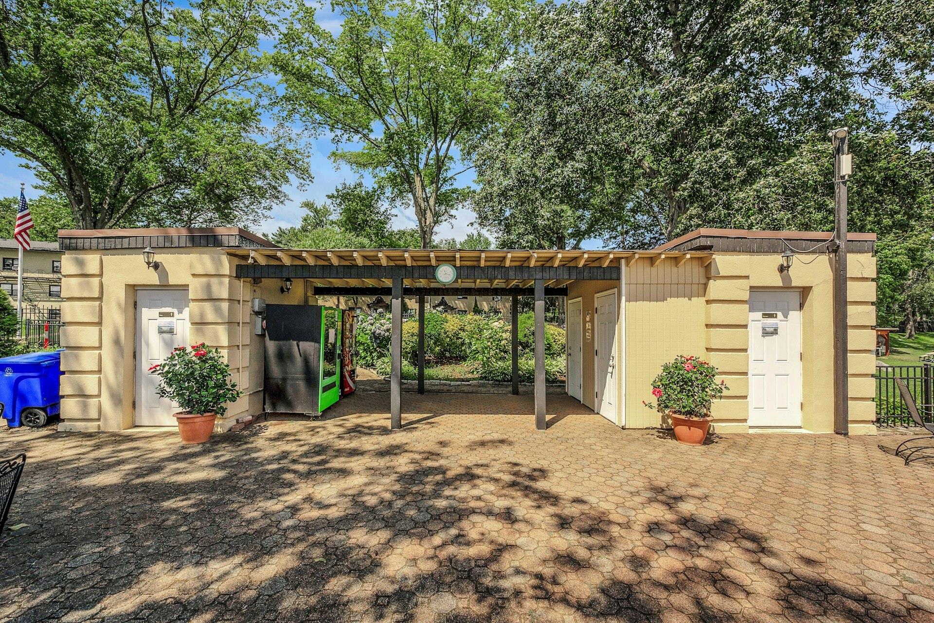 1209 California Road # 1R, Eastchester, NY 10709