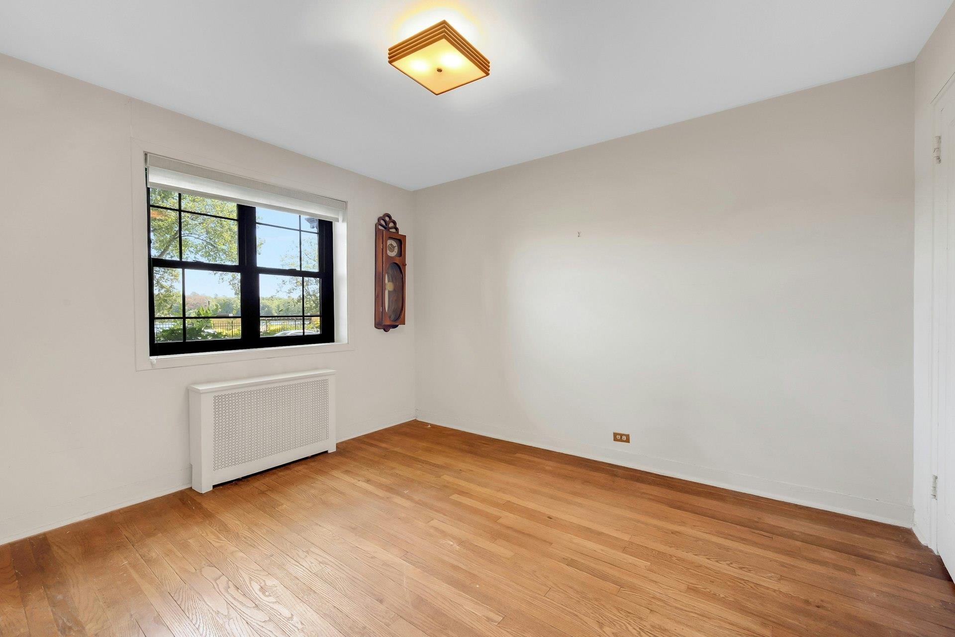 1209 California Road # 1R, Eastchester, NY 10709