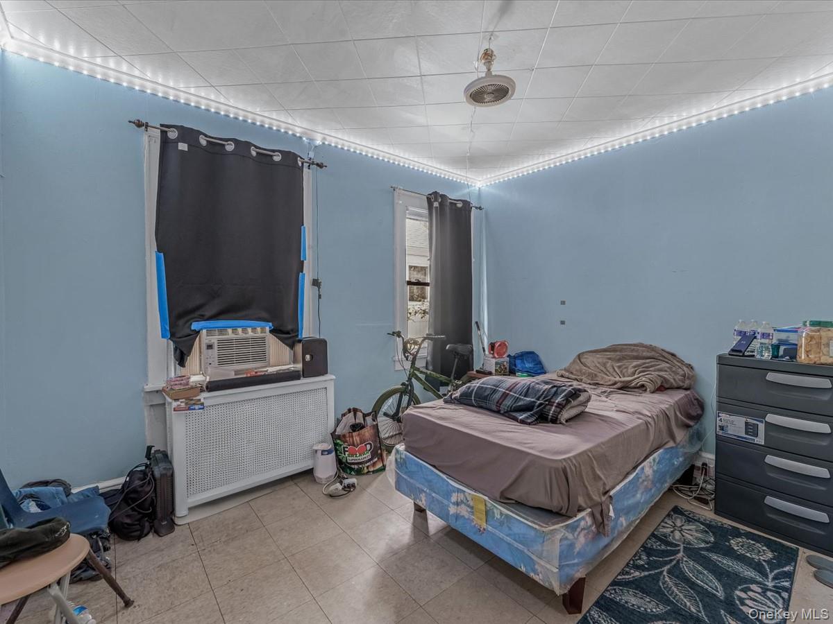 44 Saint Pauls Road S, Hempstead, NY 11550