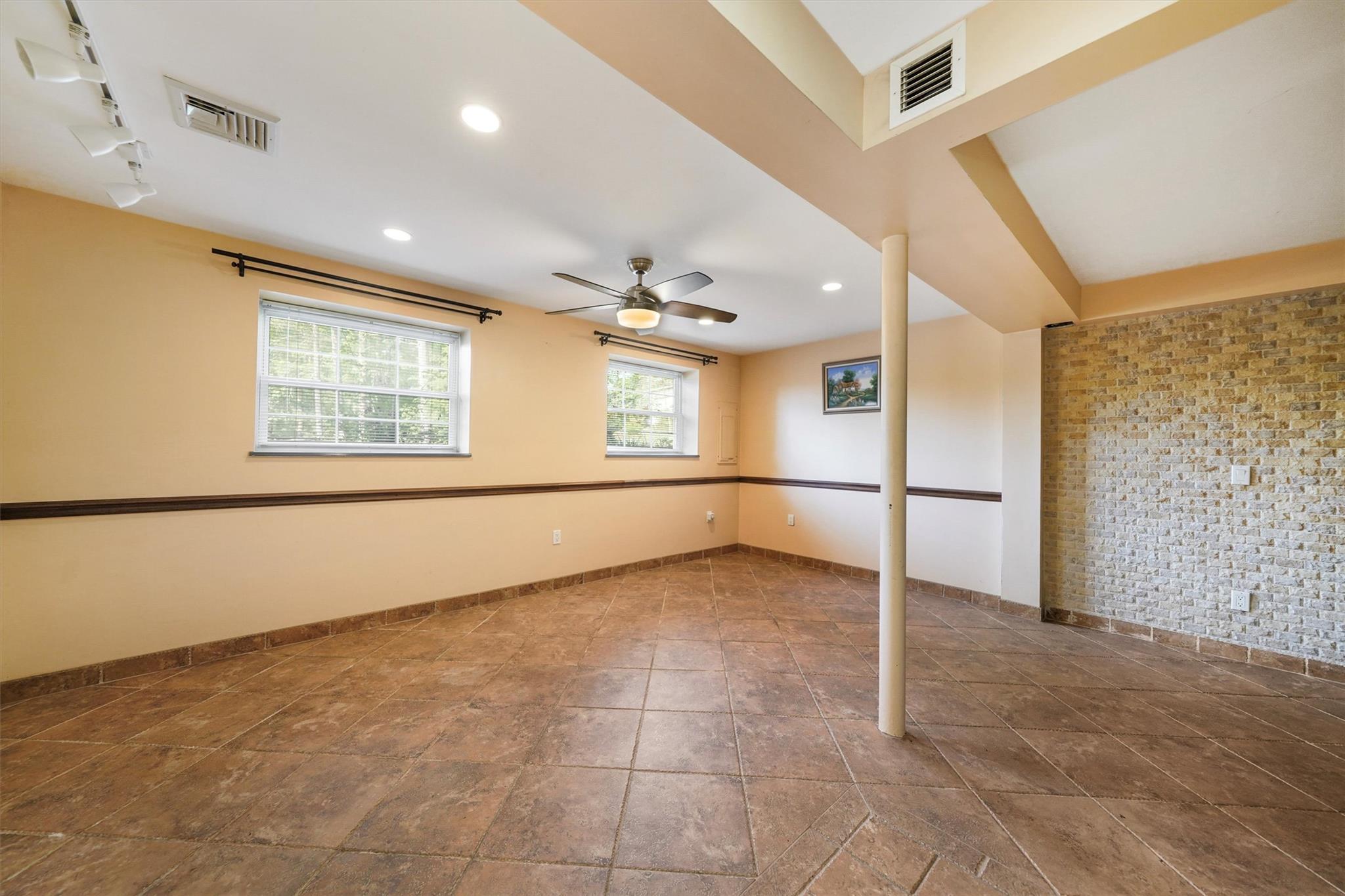 146 Oakland Valley Road, Port Jervis, NY 12729