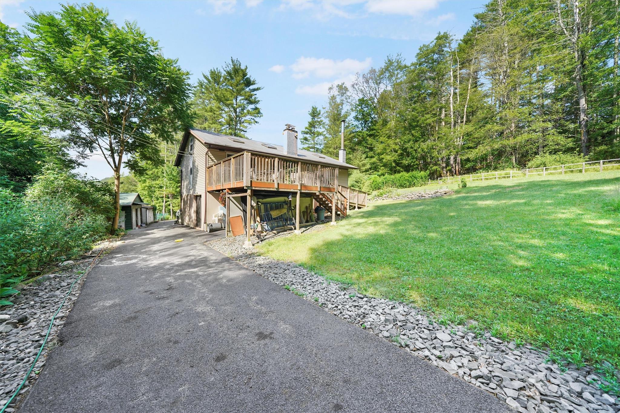 146 Oakland Valley Road, Port Jervis, NY 12729