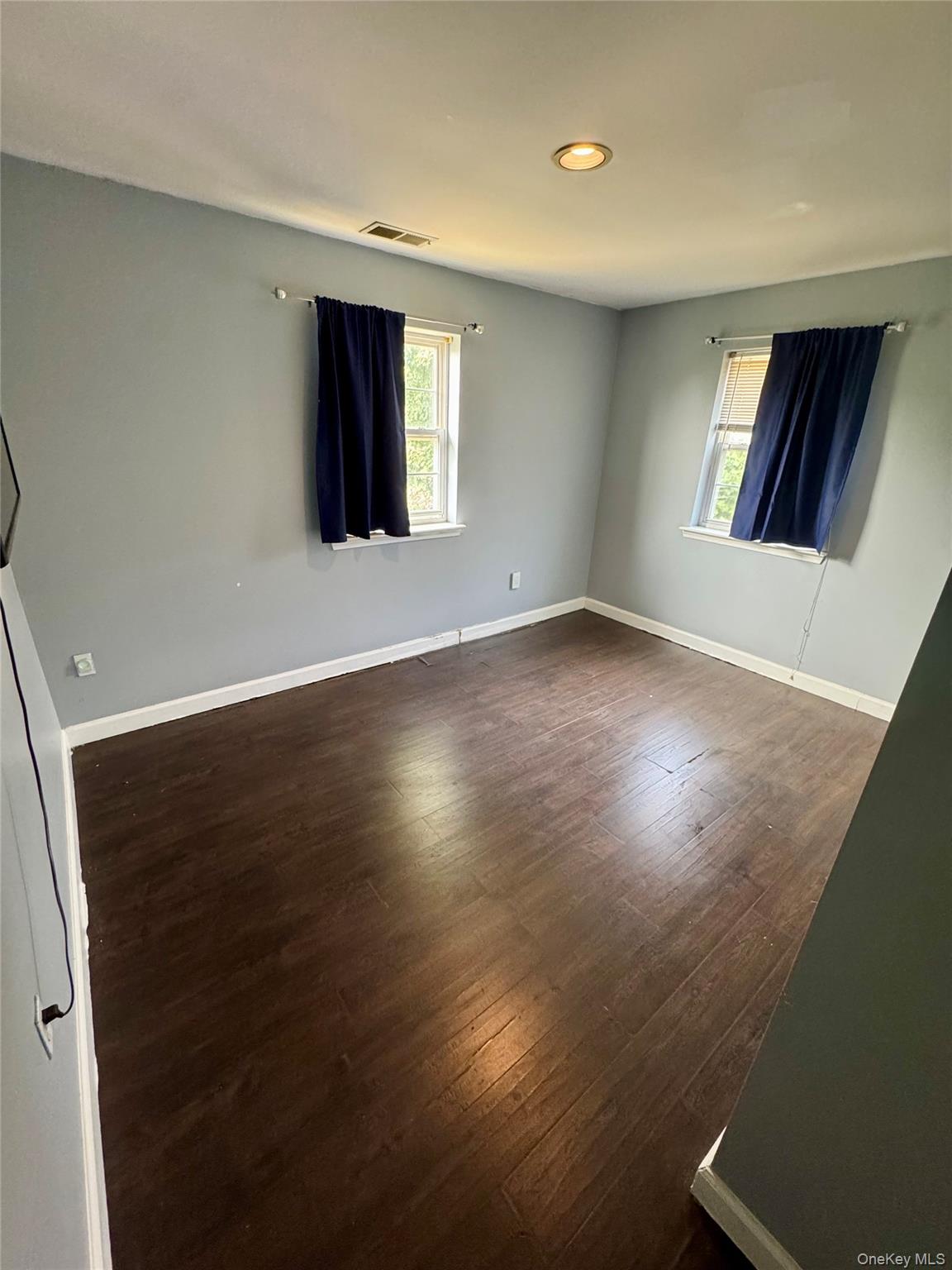 8 Cedardale Loop, Wappingers Falls, NY 12590