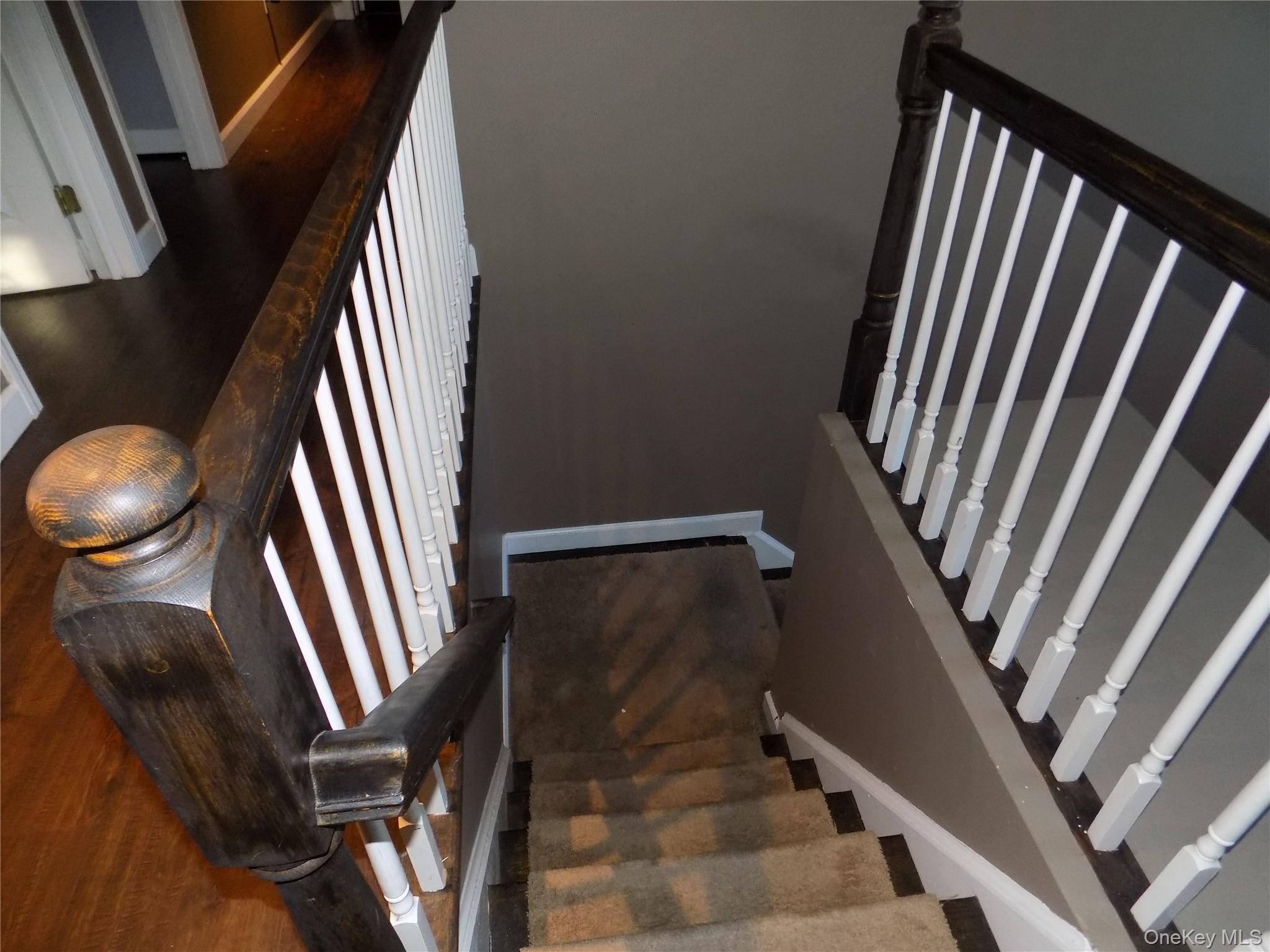 8 Cedardale Loop, Wappingers Falls, NY 12590