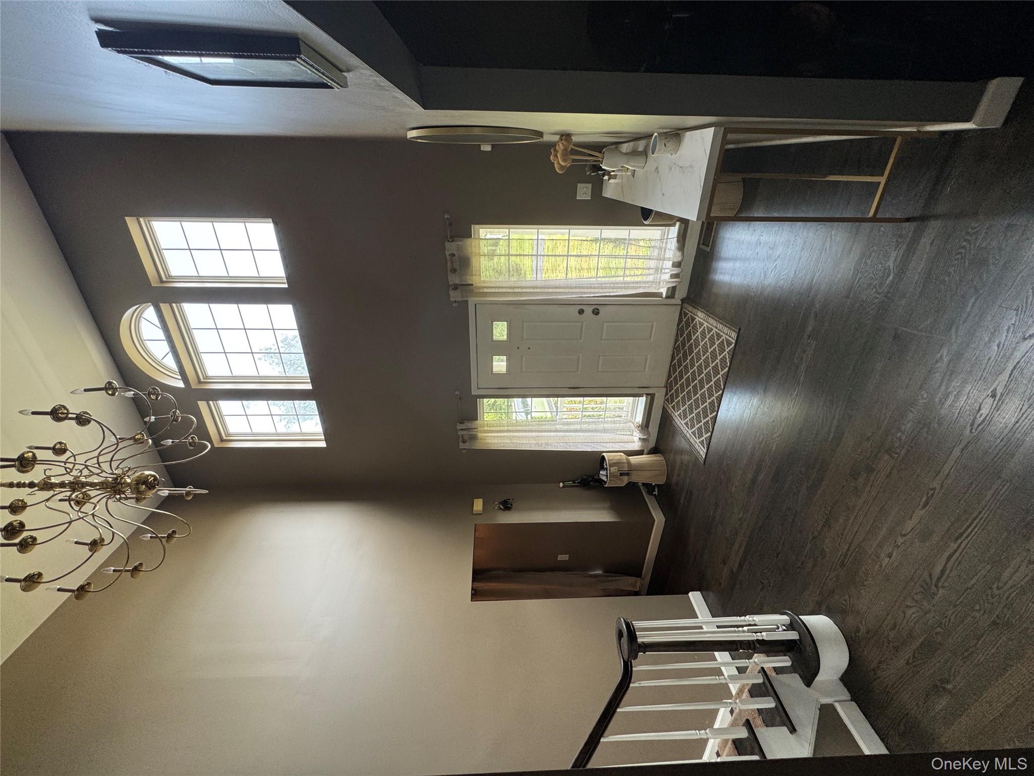 8 Cedardale Loop, Wappingers Falls, NY 12590