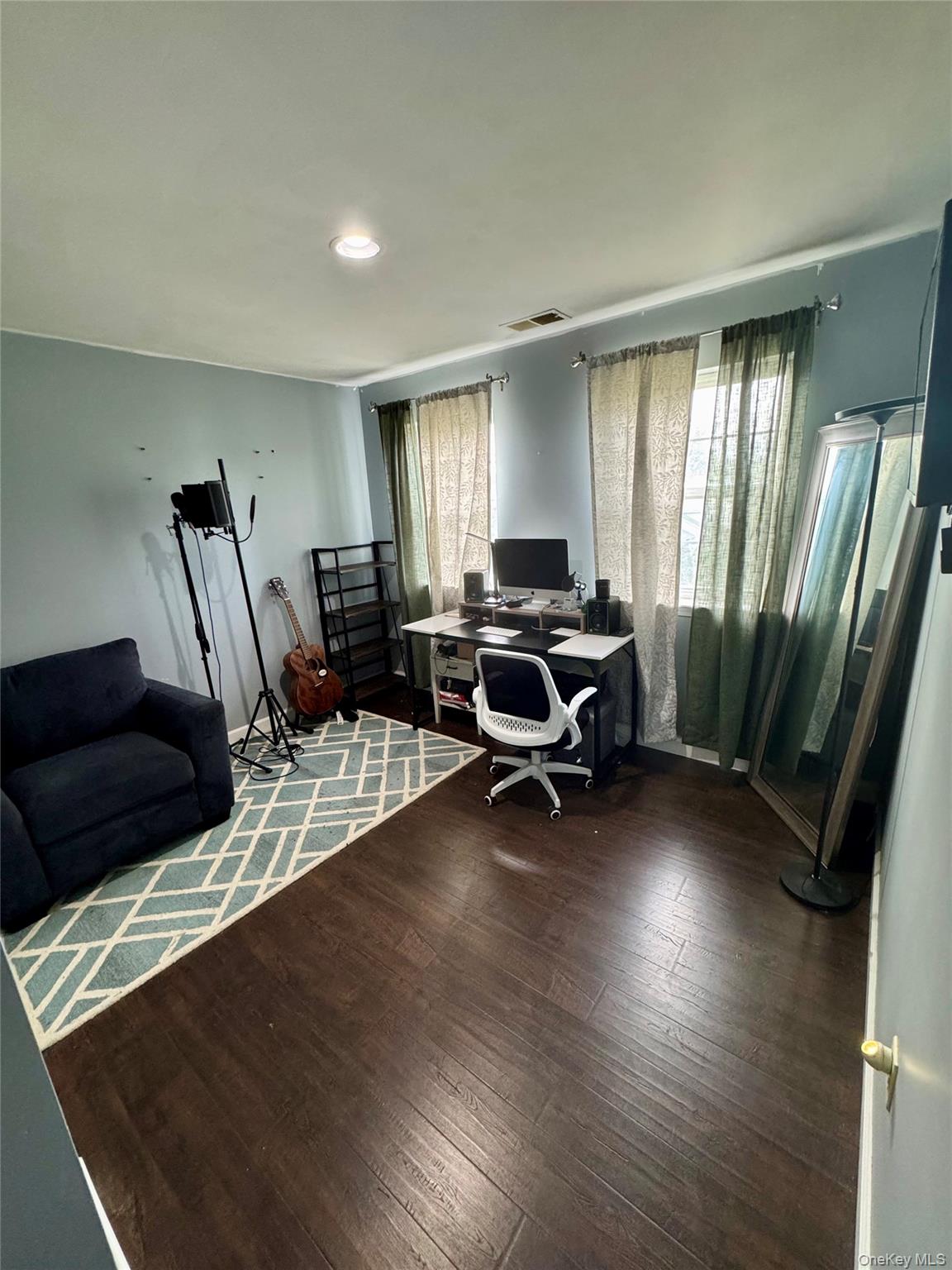 8 Cedardale Loop, Wappingers Falls, NY 12590