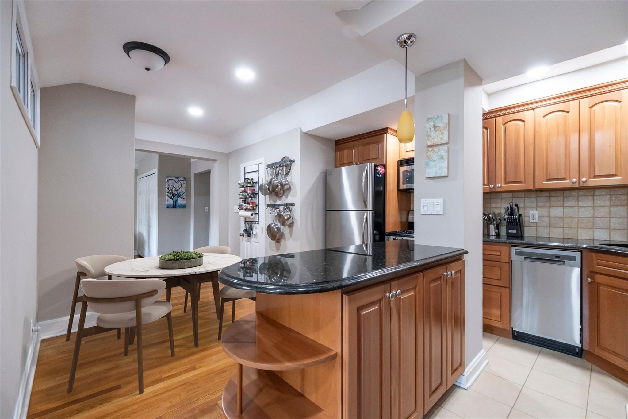 17 N Chatsworth Avenue # 6HI, Larchmont, NY 10538