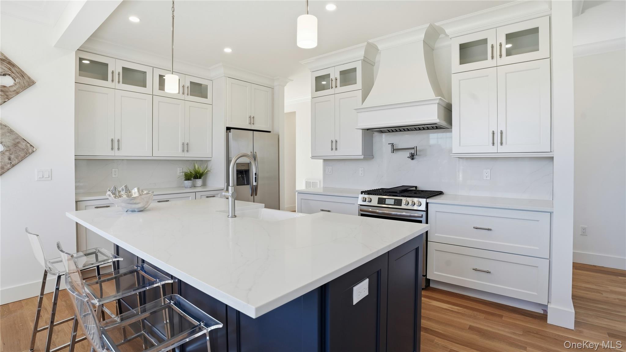 100 Rogers # 903, Westhampton Beach, NY 11978