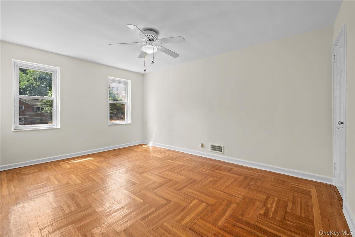 140 Van cortlandt park south, Bronx, NY 10463