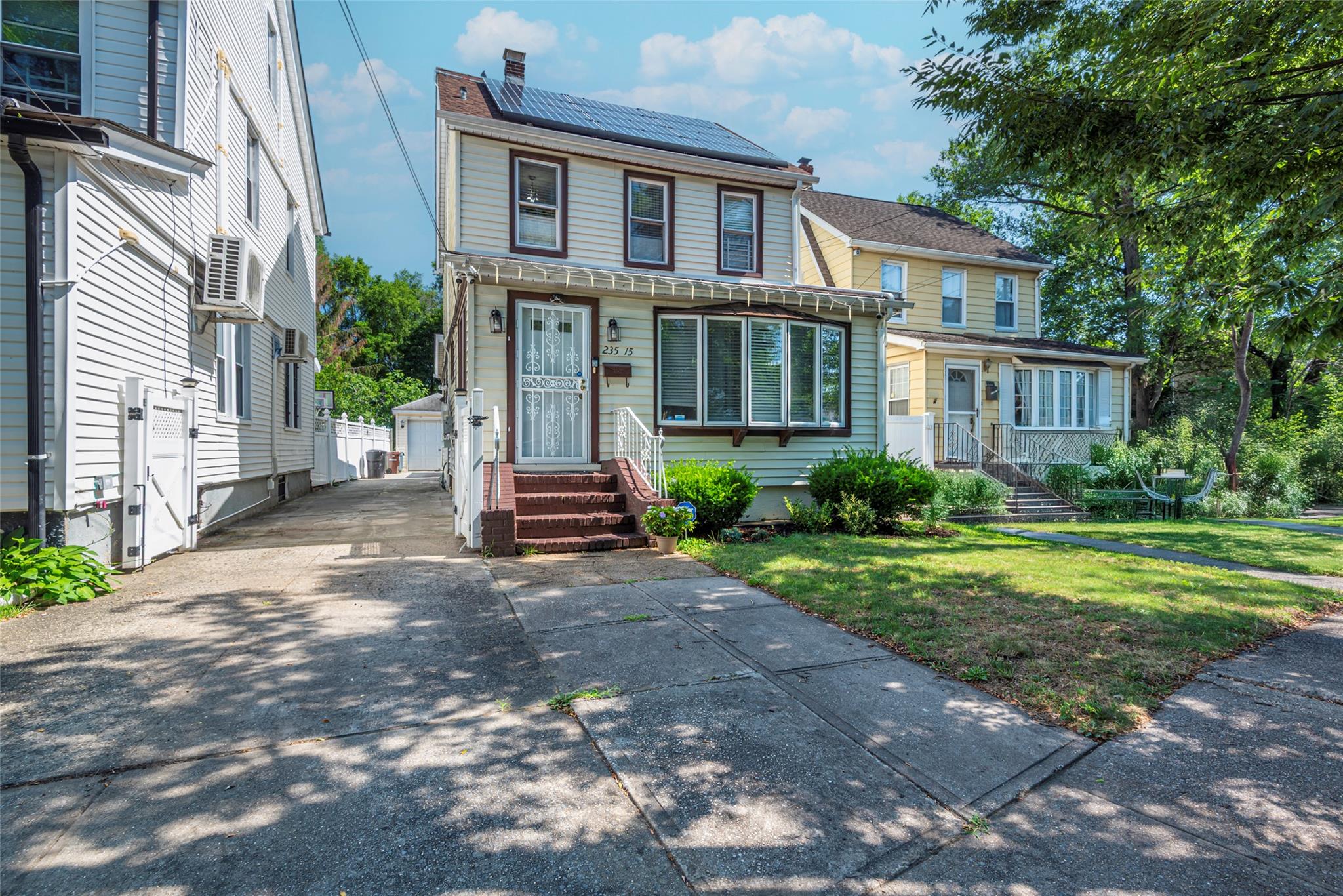 235-15 88th Avenue, Queens Village, NY 11427
