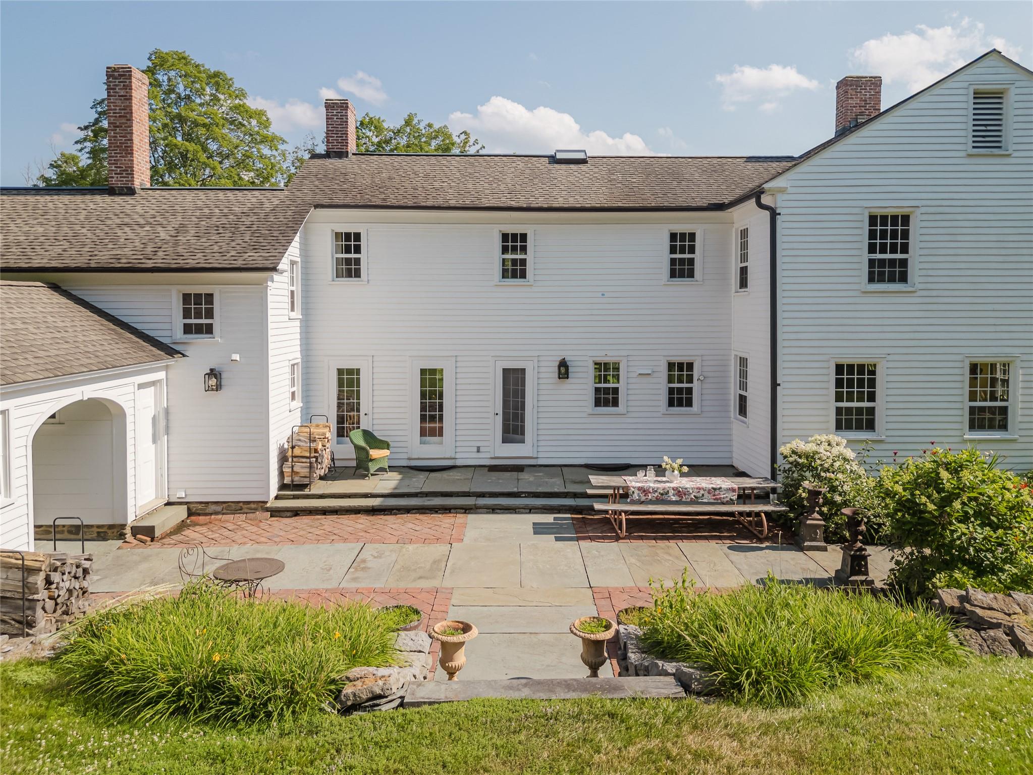 439 Kelly Road, New Lebanon, NY 12060