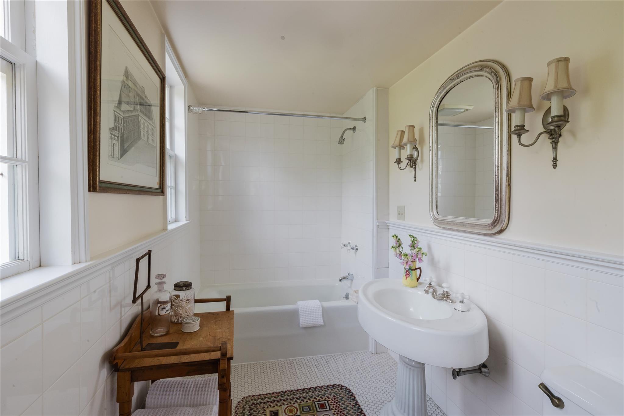 439 Kelly Road, New Lebanon, NY 12060