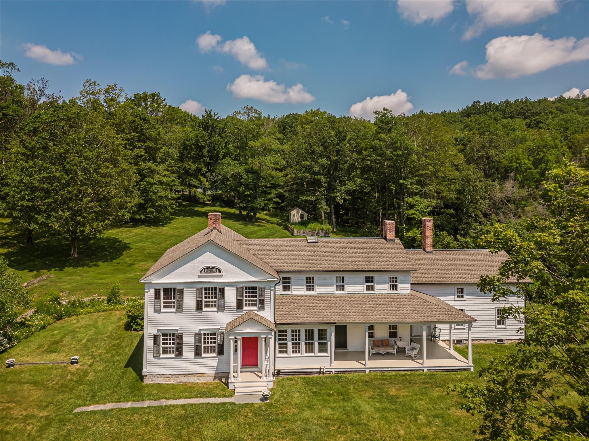 439 Kelly Road, New Lebanon, NY 12060