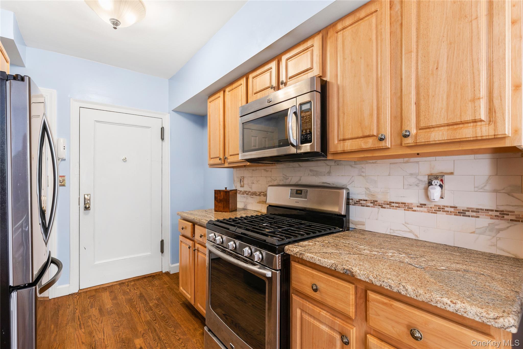 2 Brooklands # GD, Bronxville, NY 10708