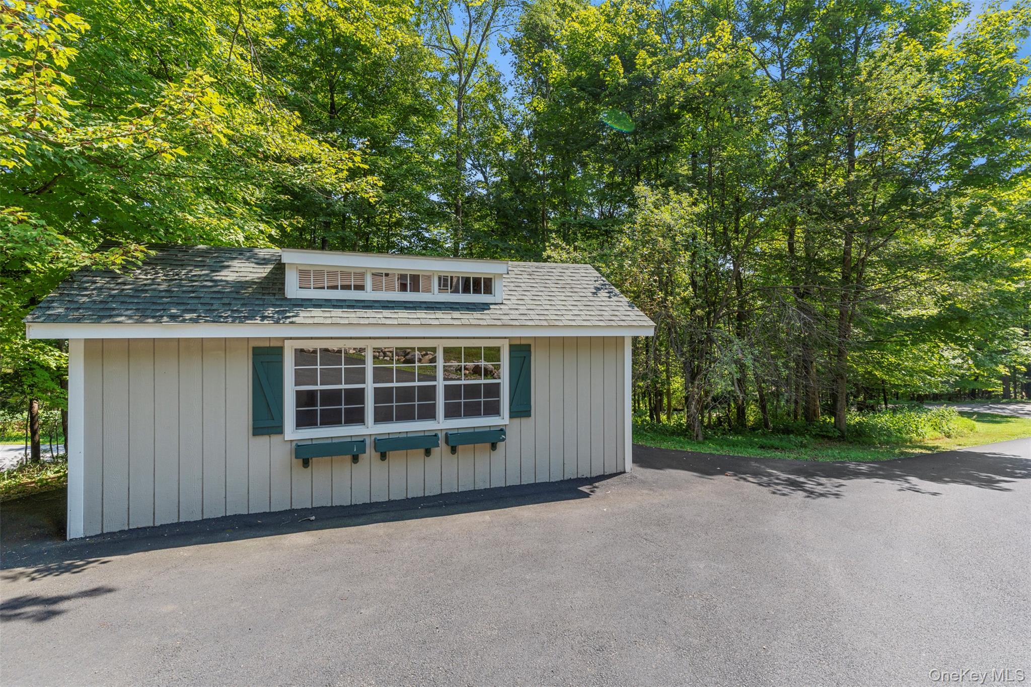 101 Hansburg Road, Pine Bush, NY 12566