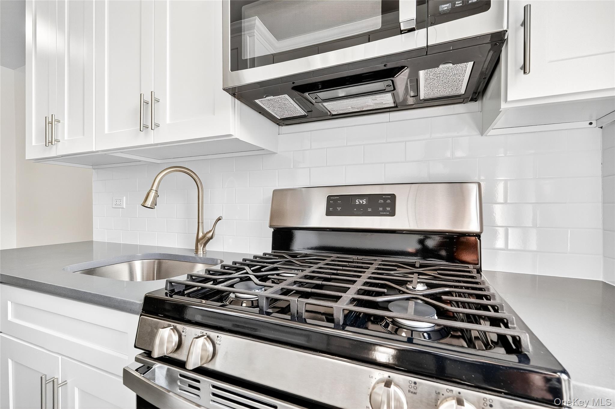 190 E Mosholu Parkway S # 4G, Bronx, NY 10458