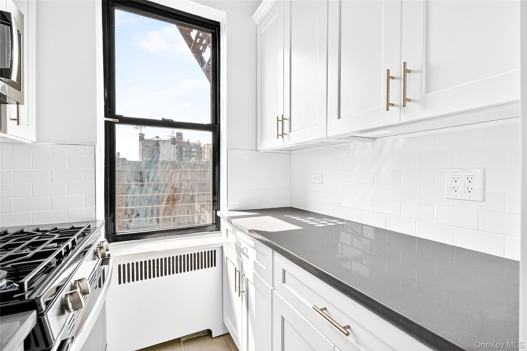 190 E Mosholu Parkway S # 4G, Bronx, NY 10458