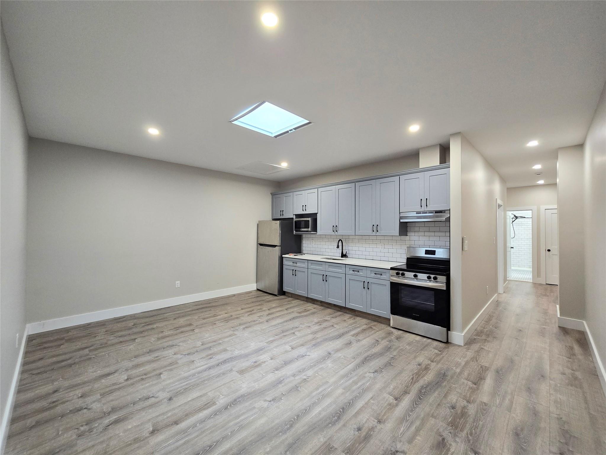 145 Jericho # D, Mineola, NY 11501