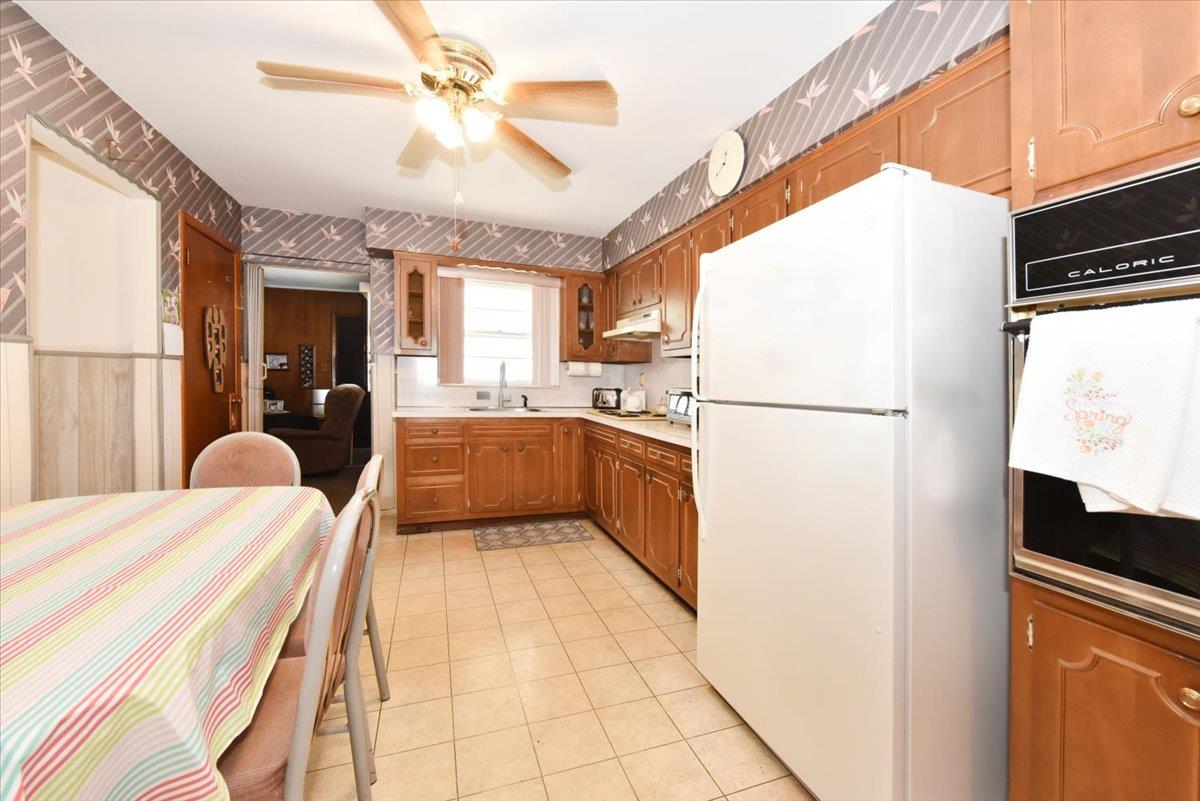 212 N Cedar Street, Massapequa, NY 11758